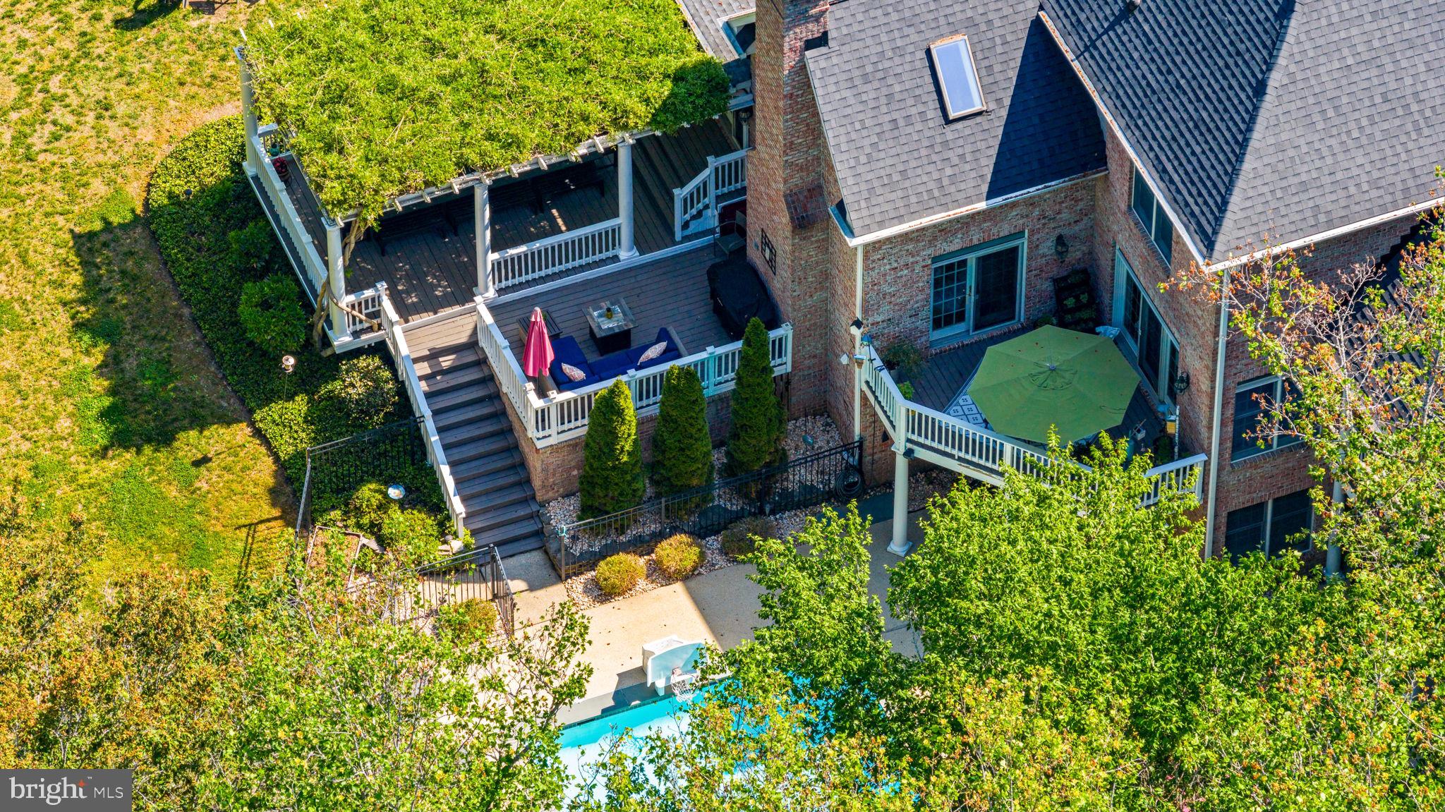 WOOD AT CARROLL RUN - Residential