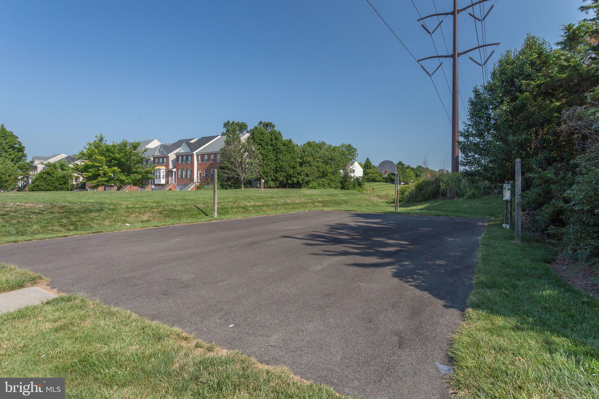 STONECROFT CONDO - Residential