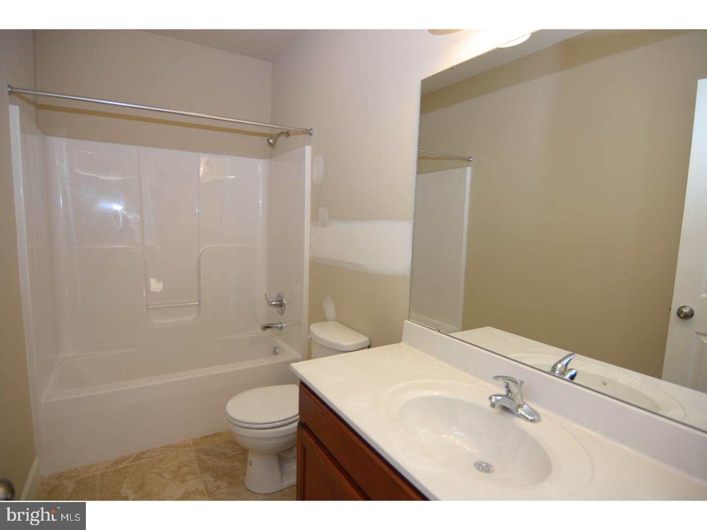 RIVER CREST - Residential