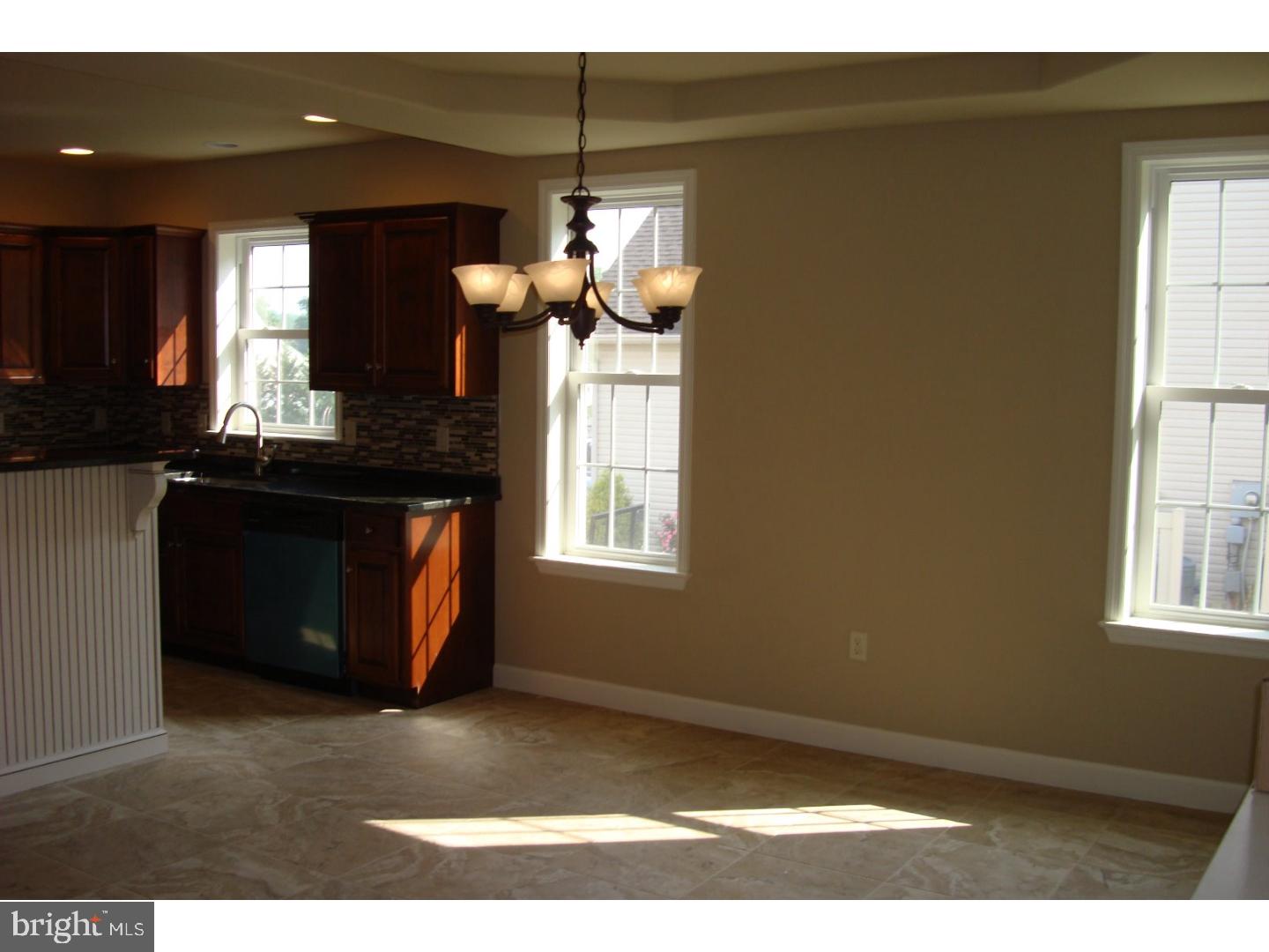 RIVER CREST - Residential