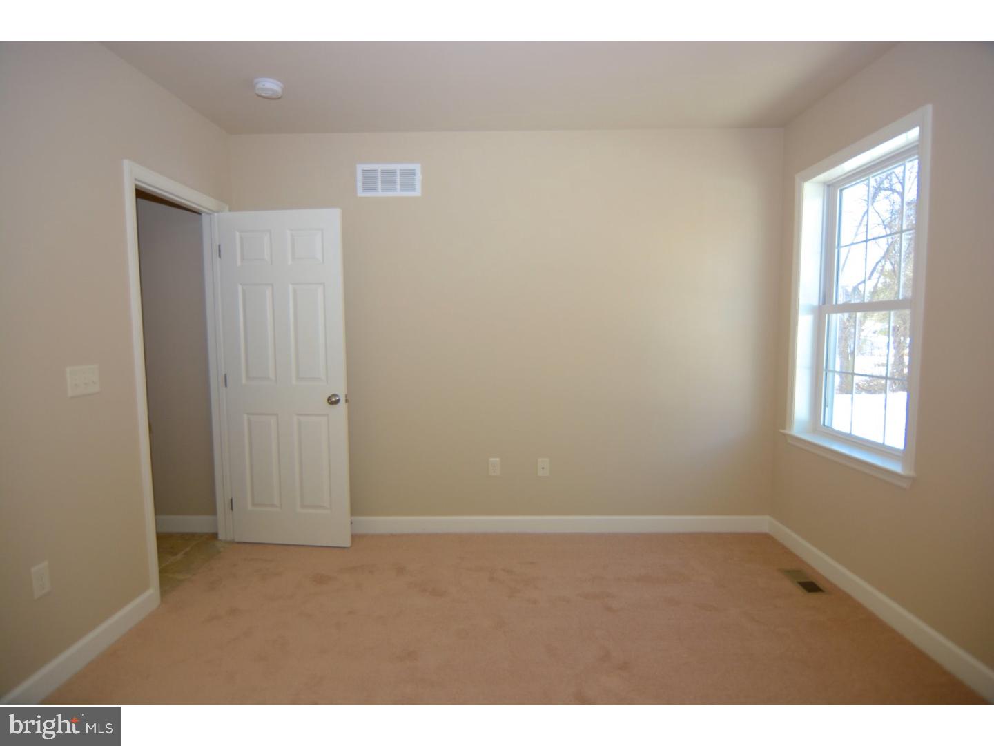 RIVER CREST - Residential