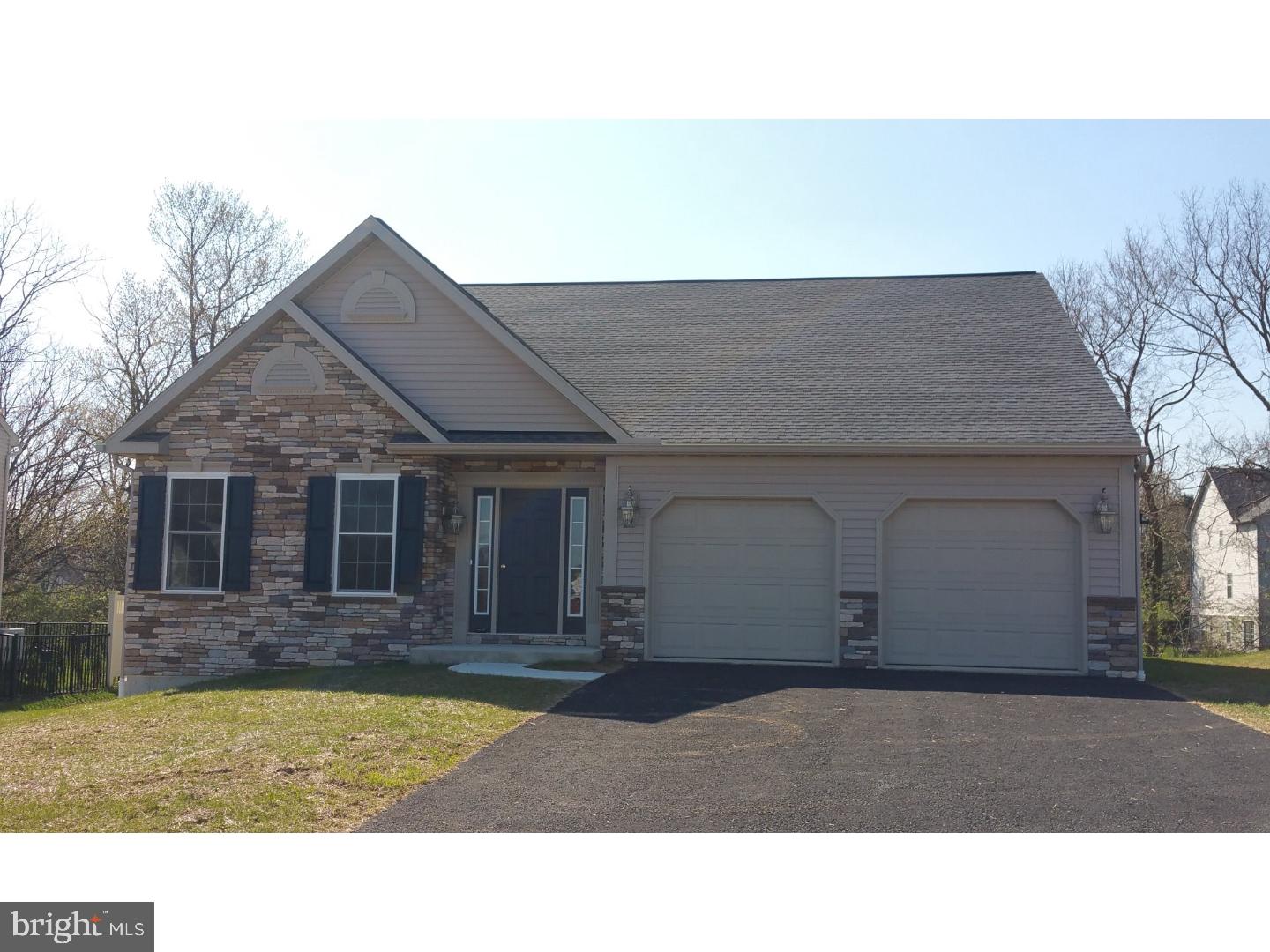 RIVER CREST - Residential