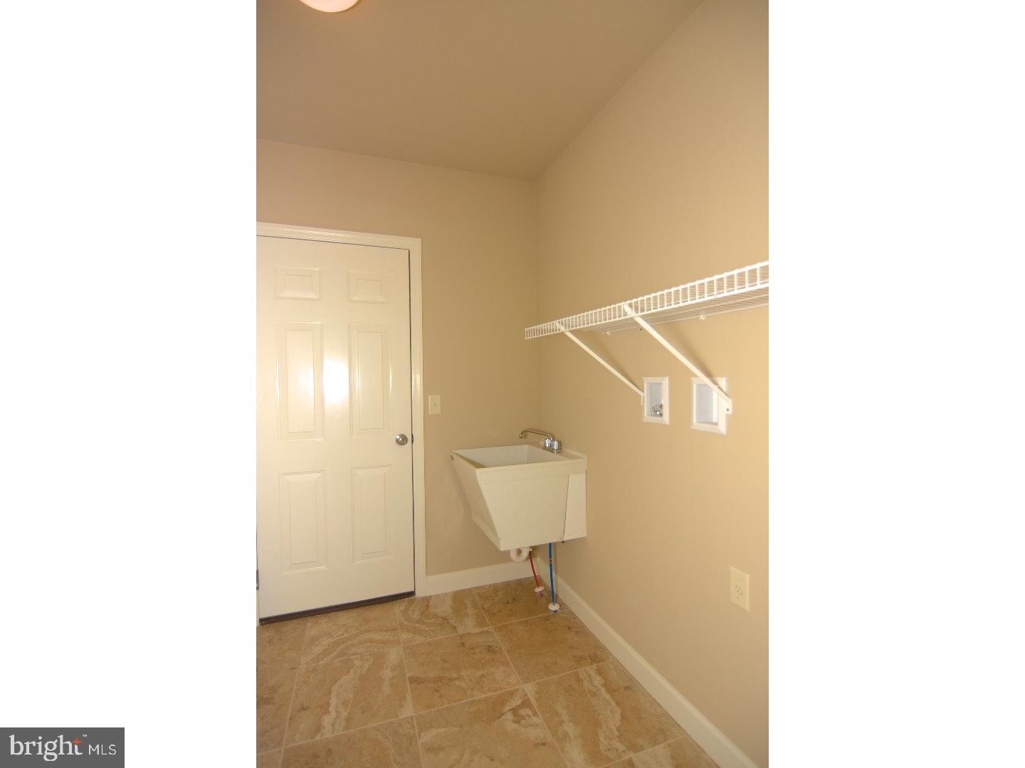 RIVER CREST - Residential
