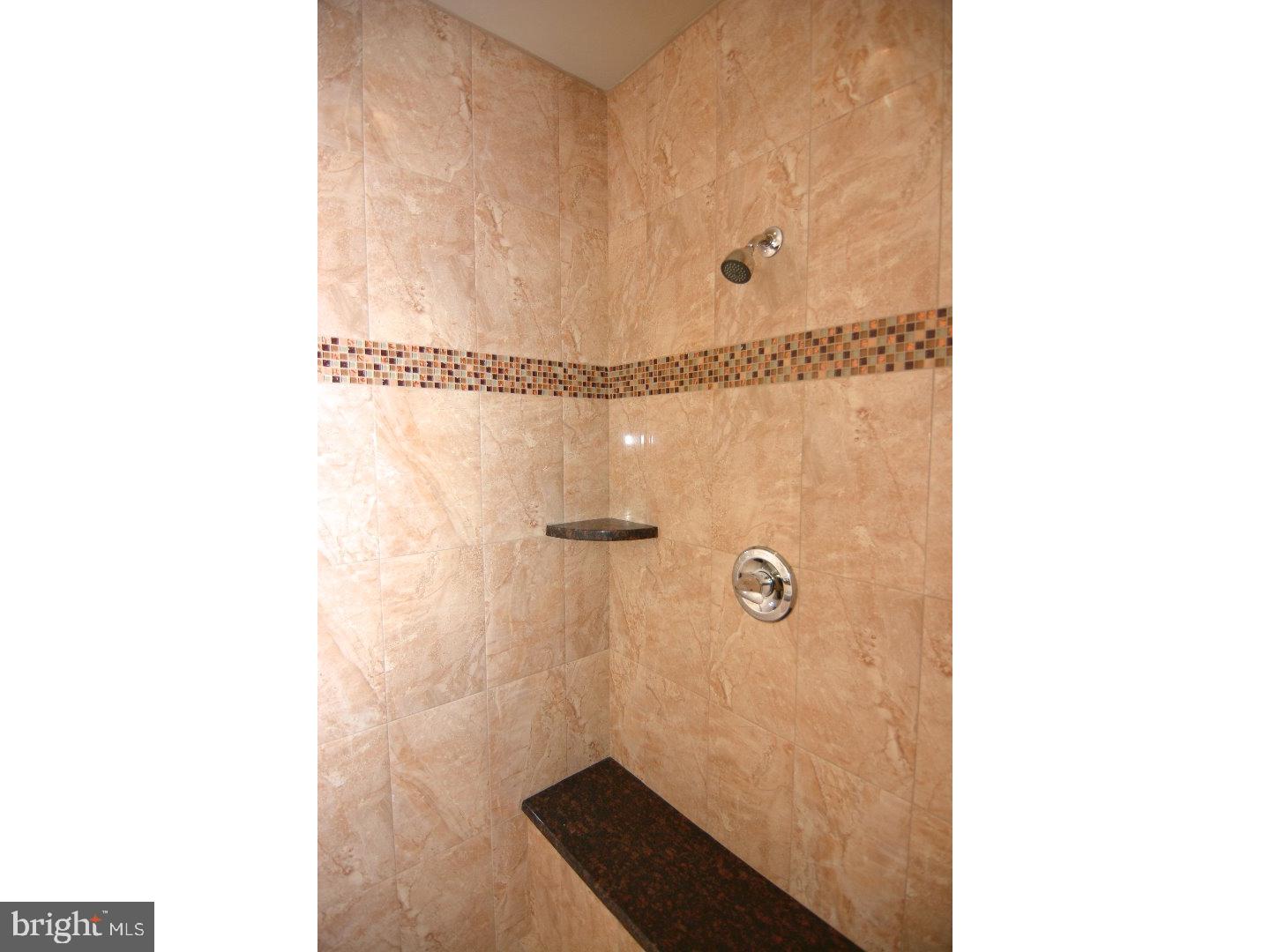 RIVER CREST - Residential