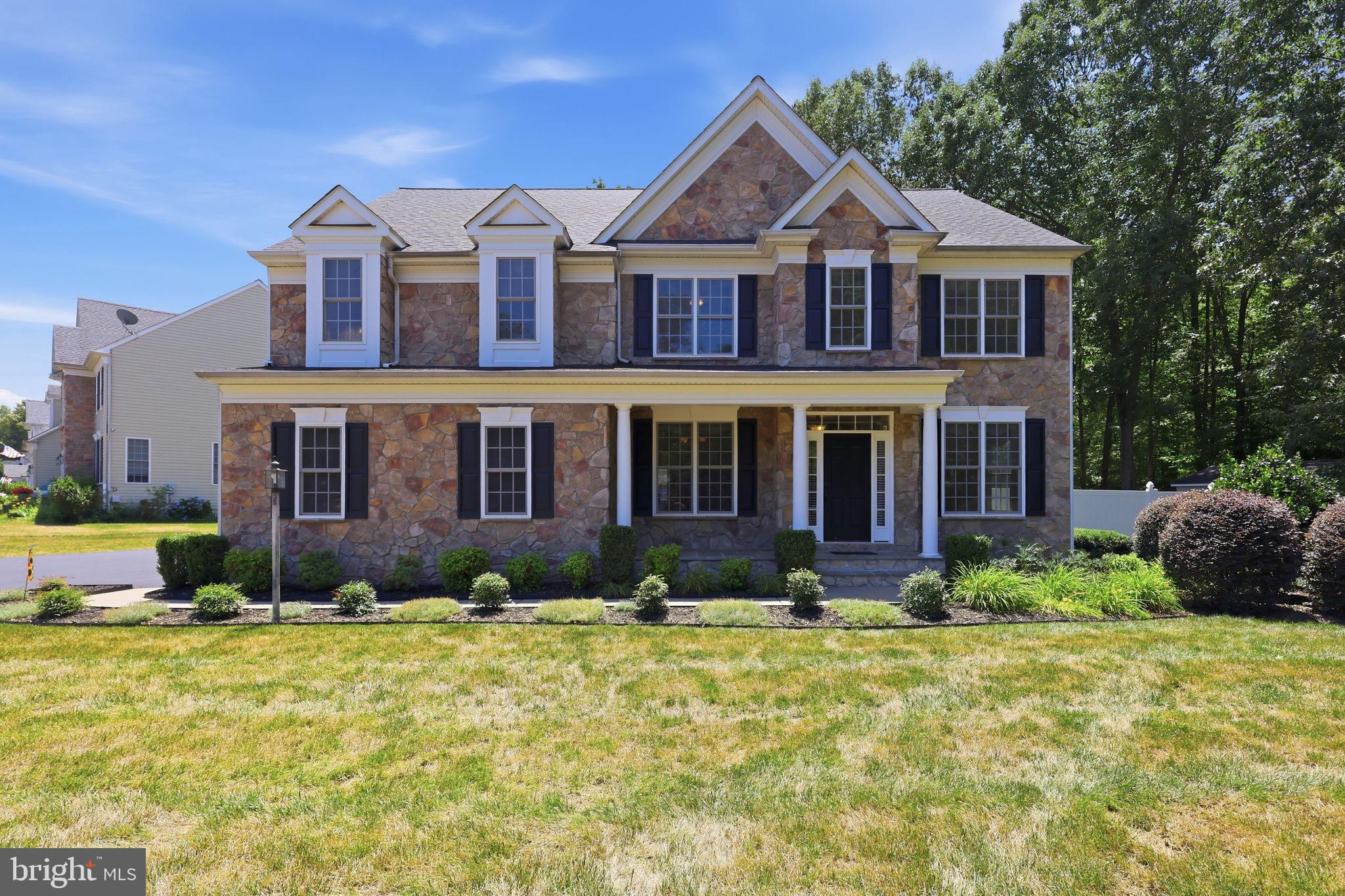 CHATHAM  VILLAGE - Residential