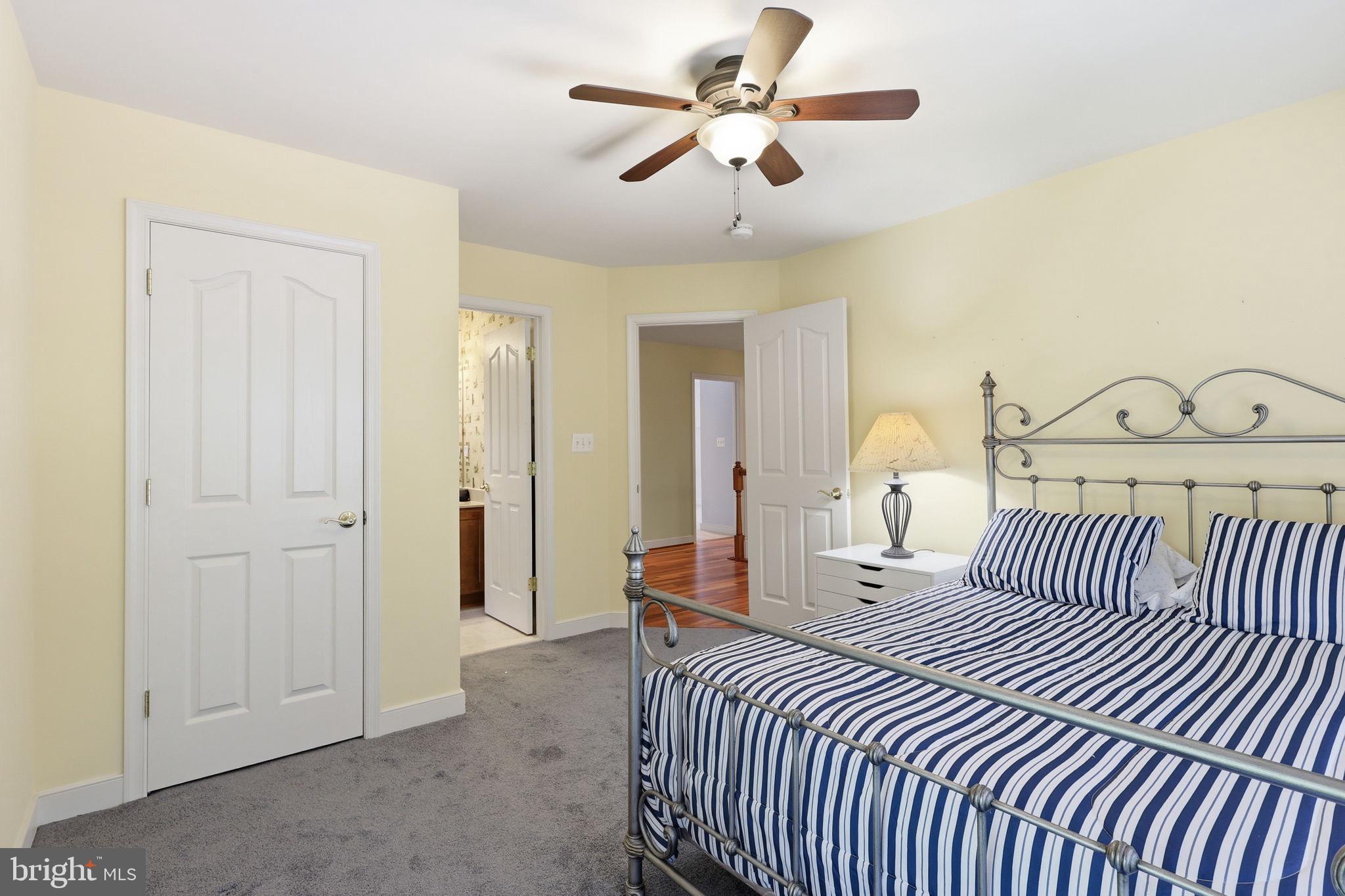 CHATHAM  VILLAGE - Residential