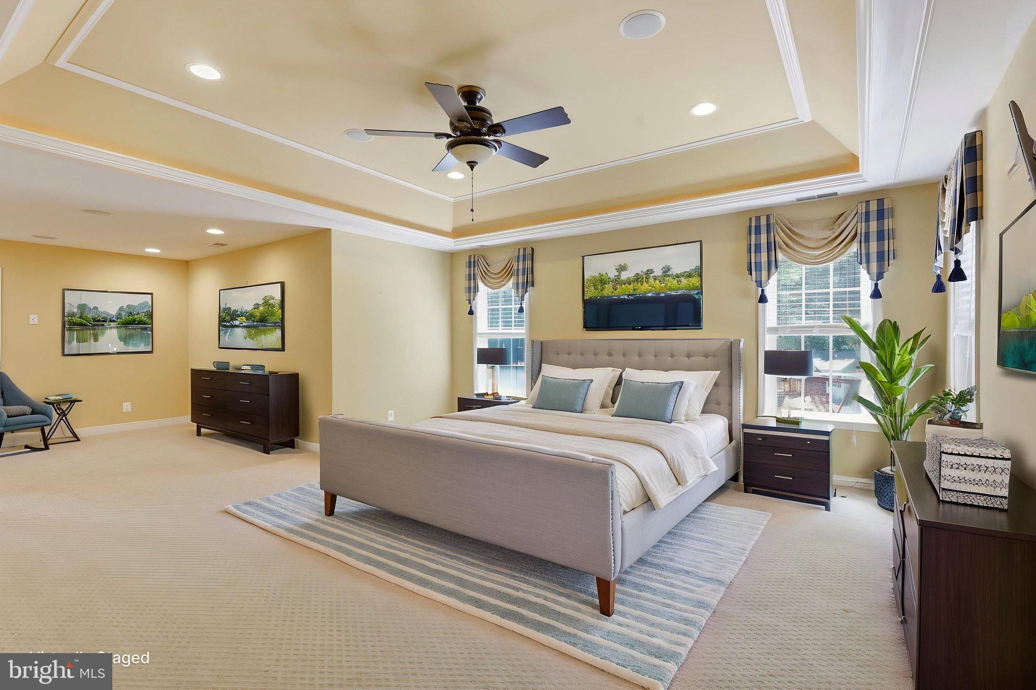 CHATHAM  VILLAGE - Residential
