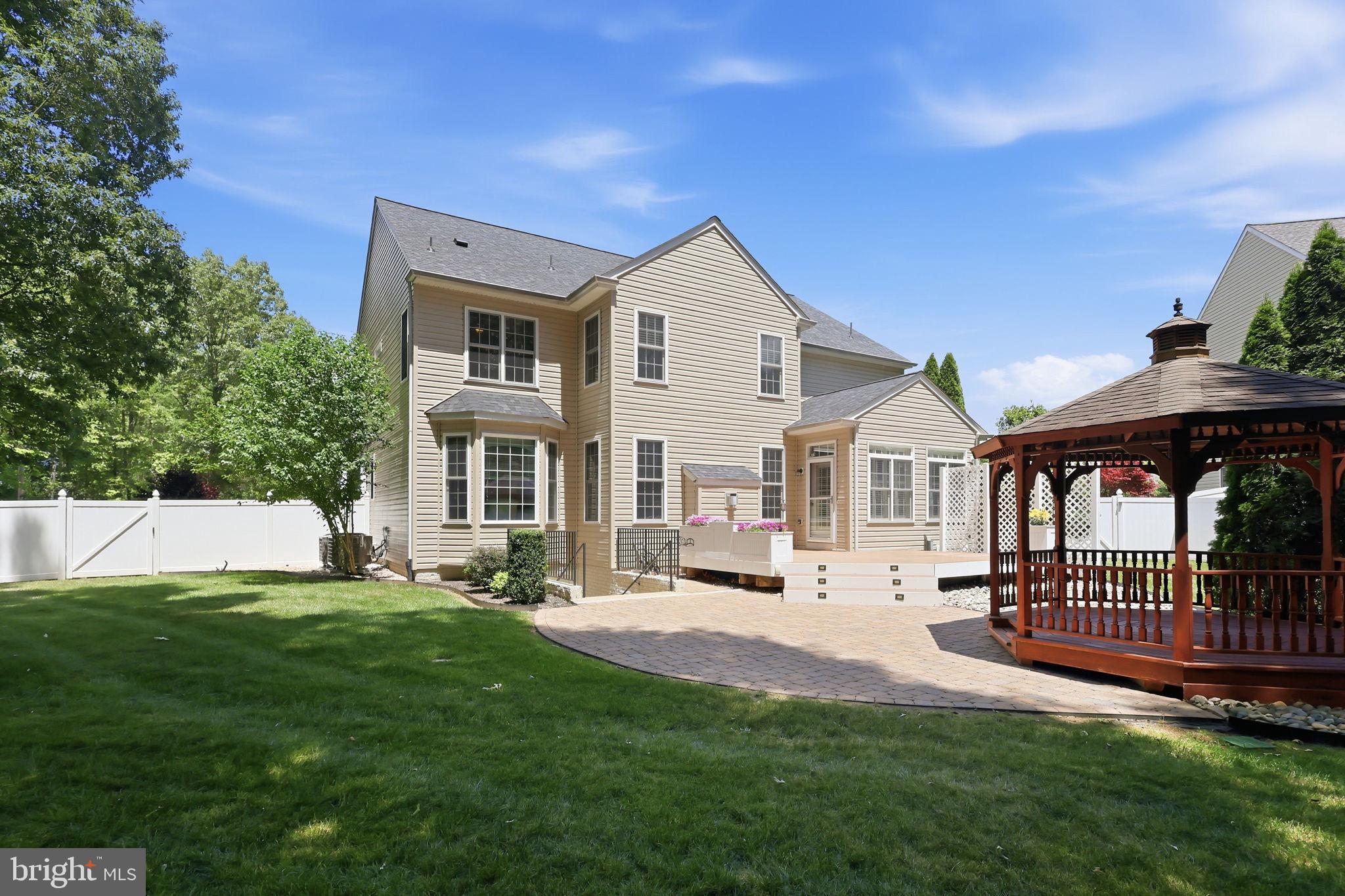 CHATHAM  VILLAGE - Residential