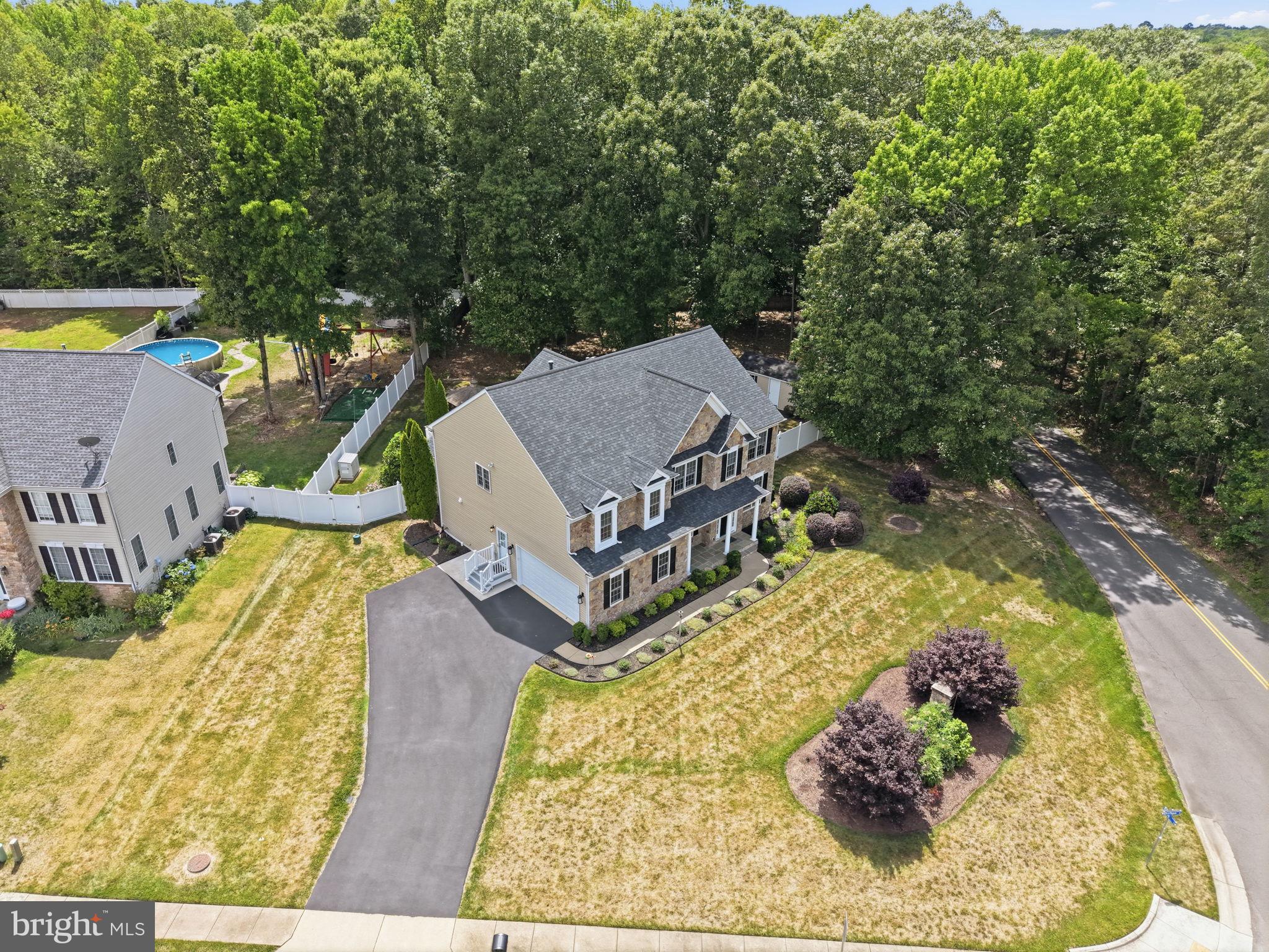 CHATHAM  VILLAGE - Residential