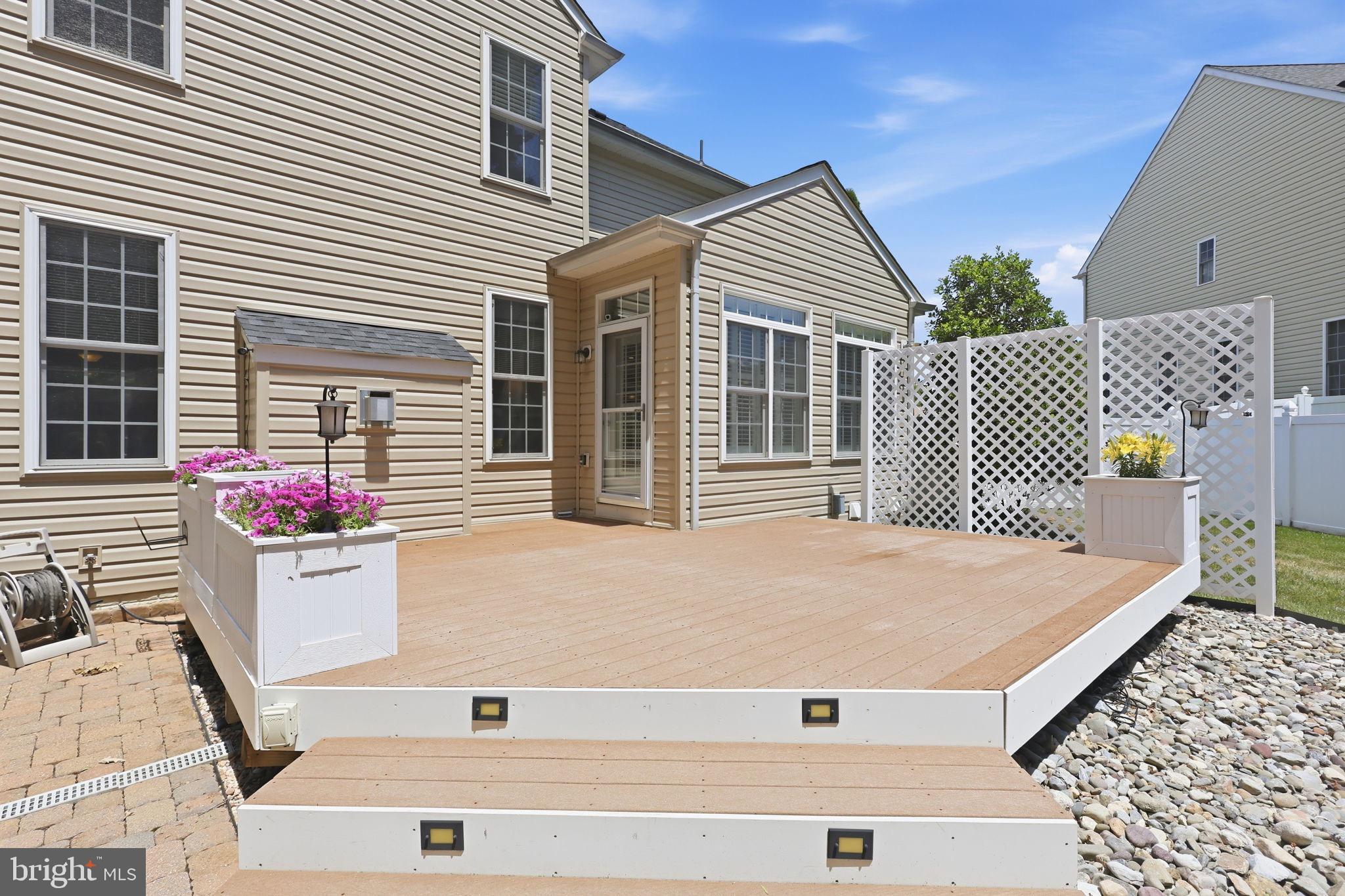 CHATHAM  VILLAGE - Residential
