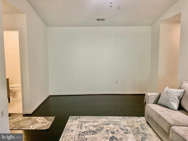 THE OAKS AT WASH WOODS CONDO - Residential Lease