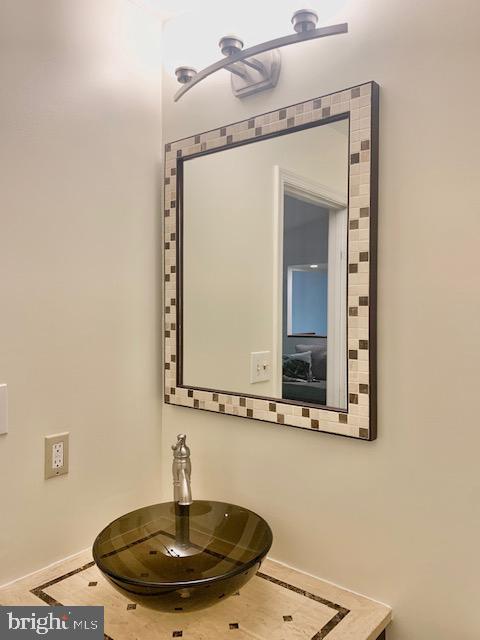 THE OAKS AT WASH WOODS CONDO - Residential Lease