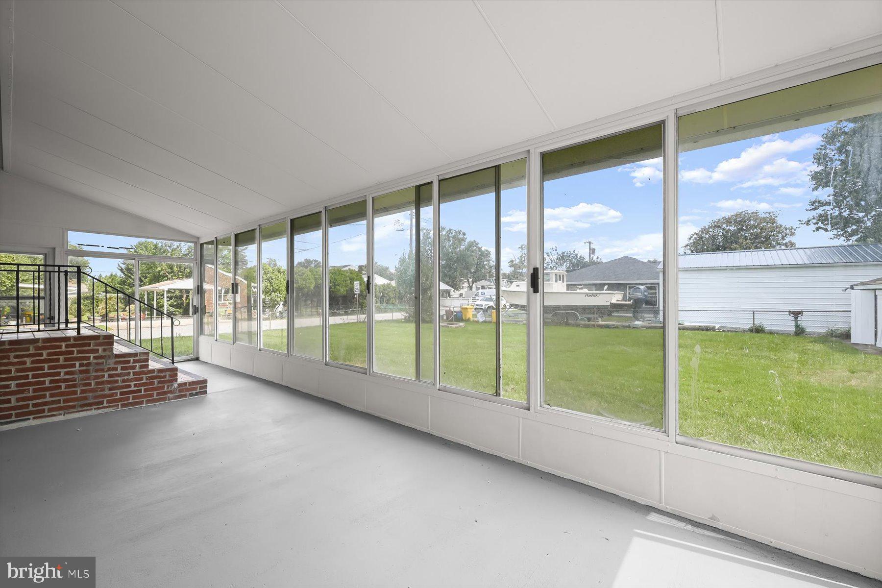 SUNSET BEACH - Residential