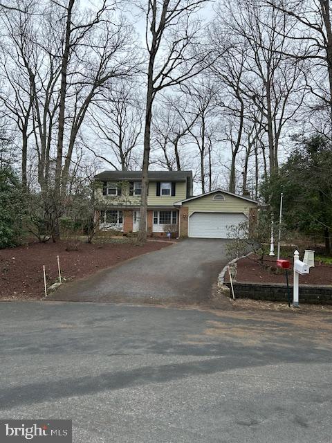 3 bedroom 2.5 bath home in Rolling Knolls. Sits at the end of the cul-de-sac and backs to the Annapolis Water Shed. Features hardwood floors, 2 car garage, very large owner’s suite with custom shower. Basement storage and workshop area.  Nature surrounds with mature trees and plantings.  Close to everything, Downtown Annapolis, hospital, shopping, mall, Rt 50, 97, Naval Academy.