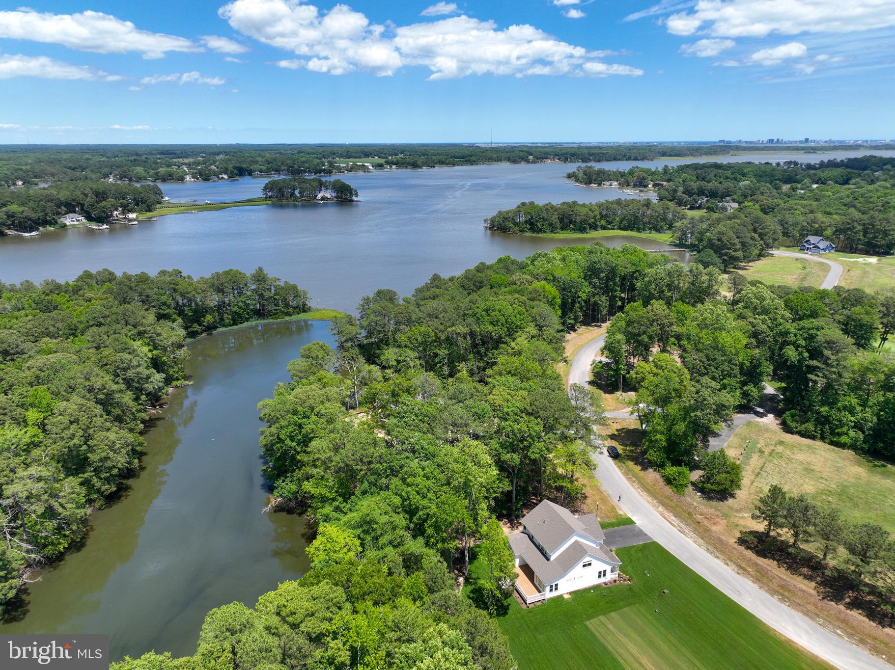 RIVER RUN - Residential