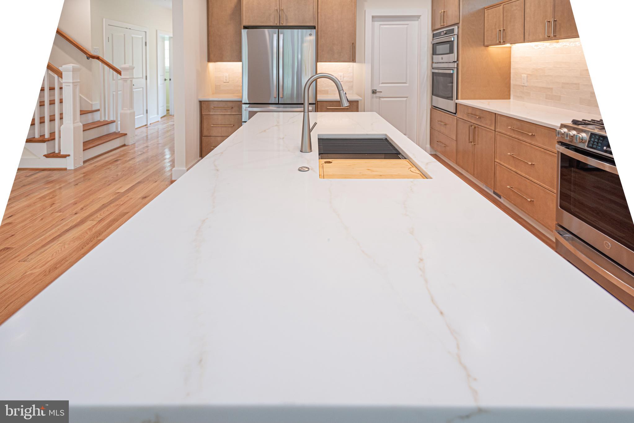 RIVER RUN - Residential