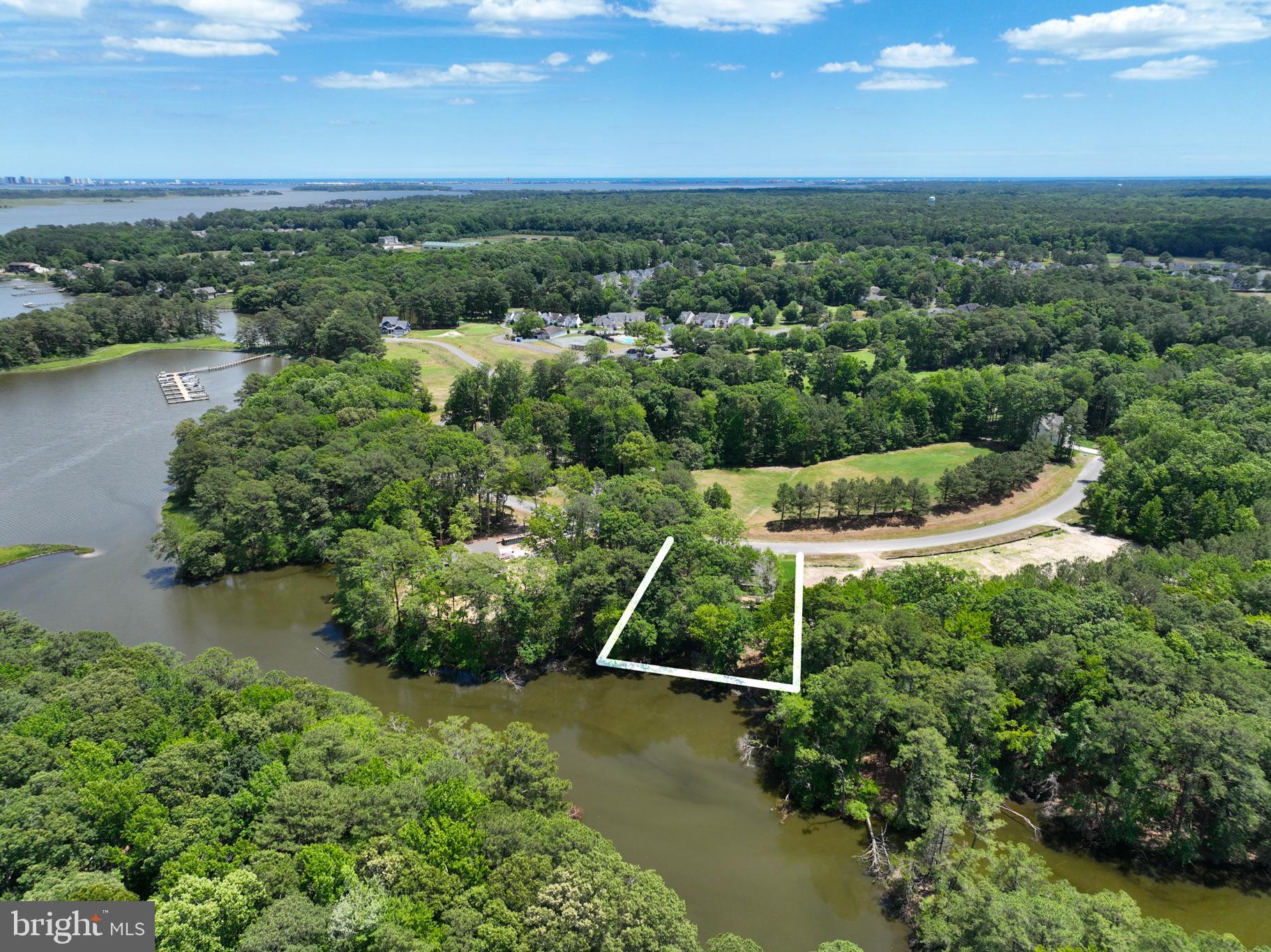 RIVER RUN - Residential