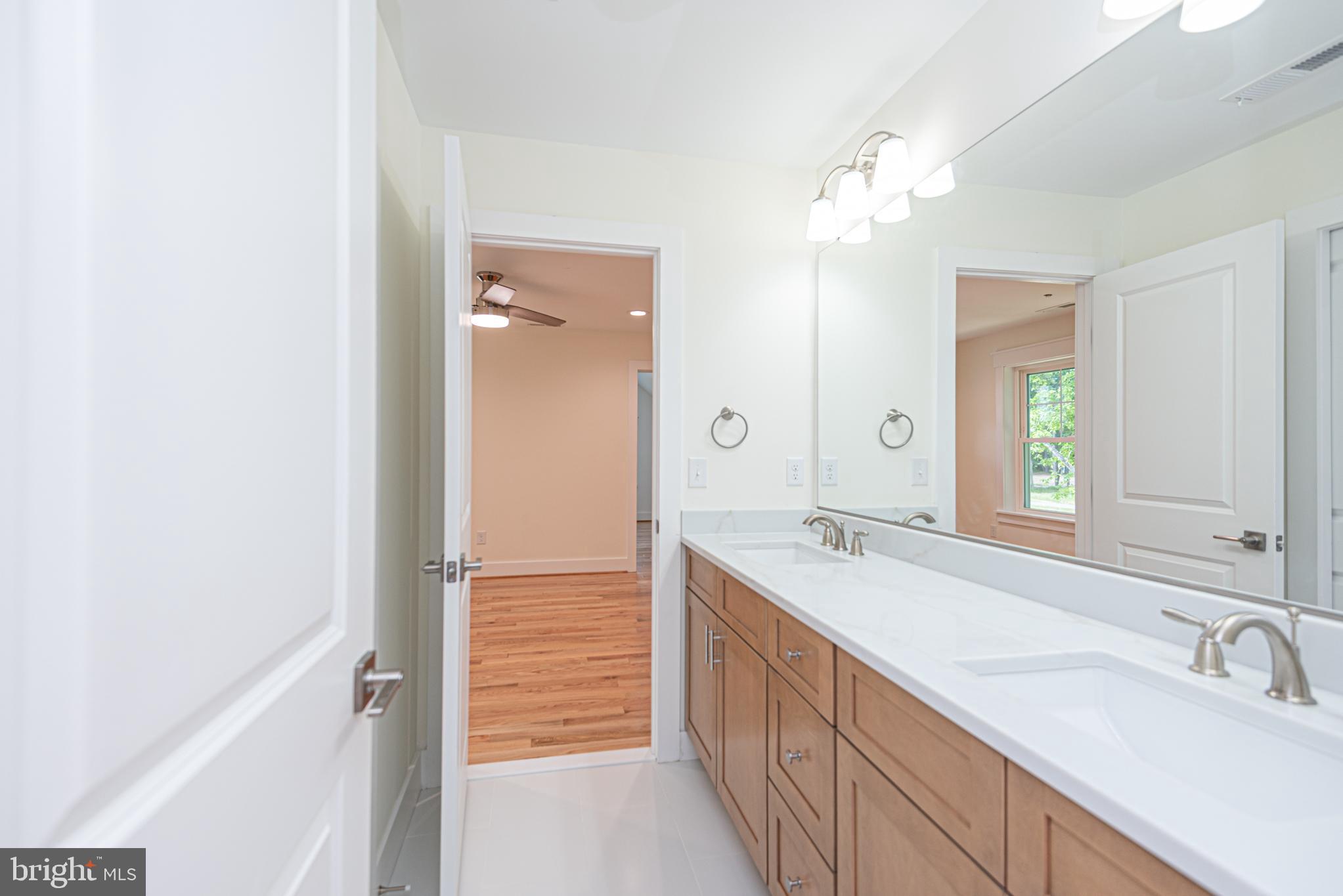 RIVER RUN - Residential