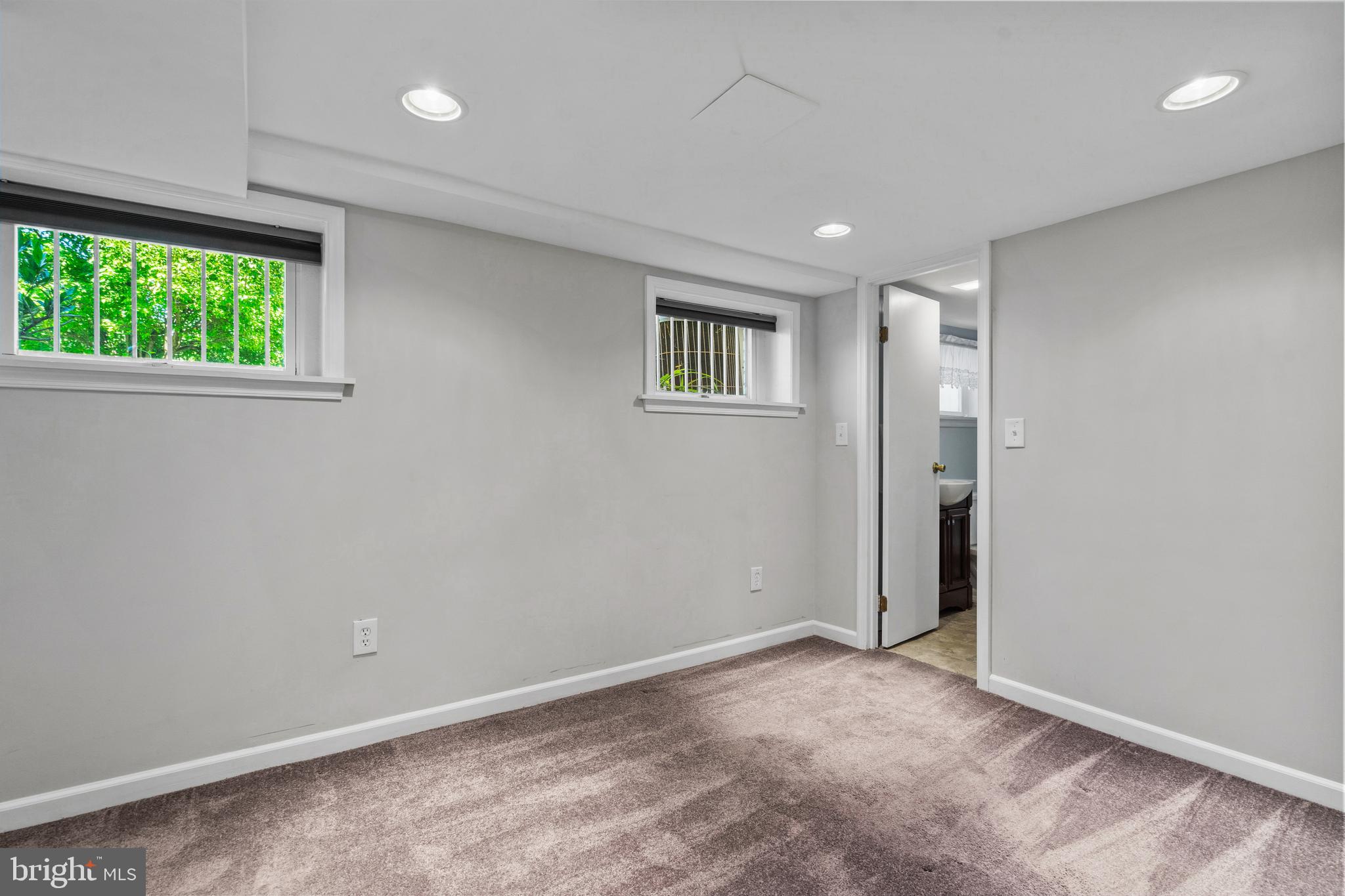 WHEATON OUT RES. (2) - Residential