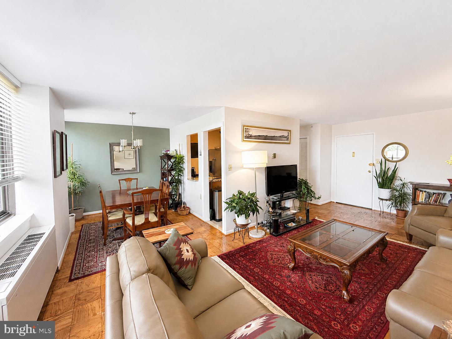 CARLYN PLACE - Residential