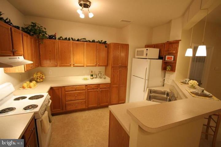 KINGS OVERLOOK - Residential