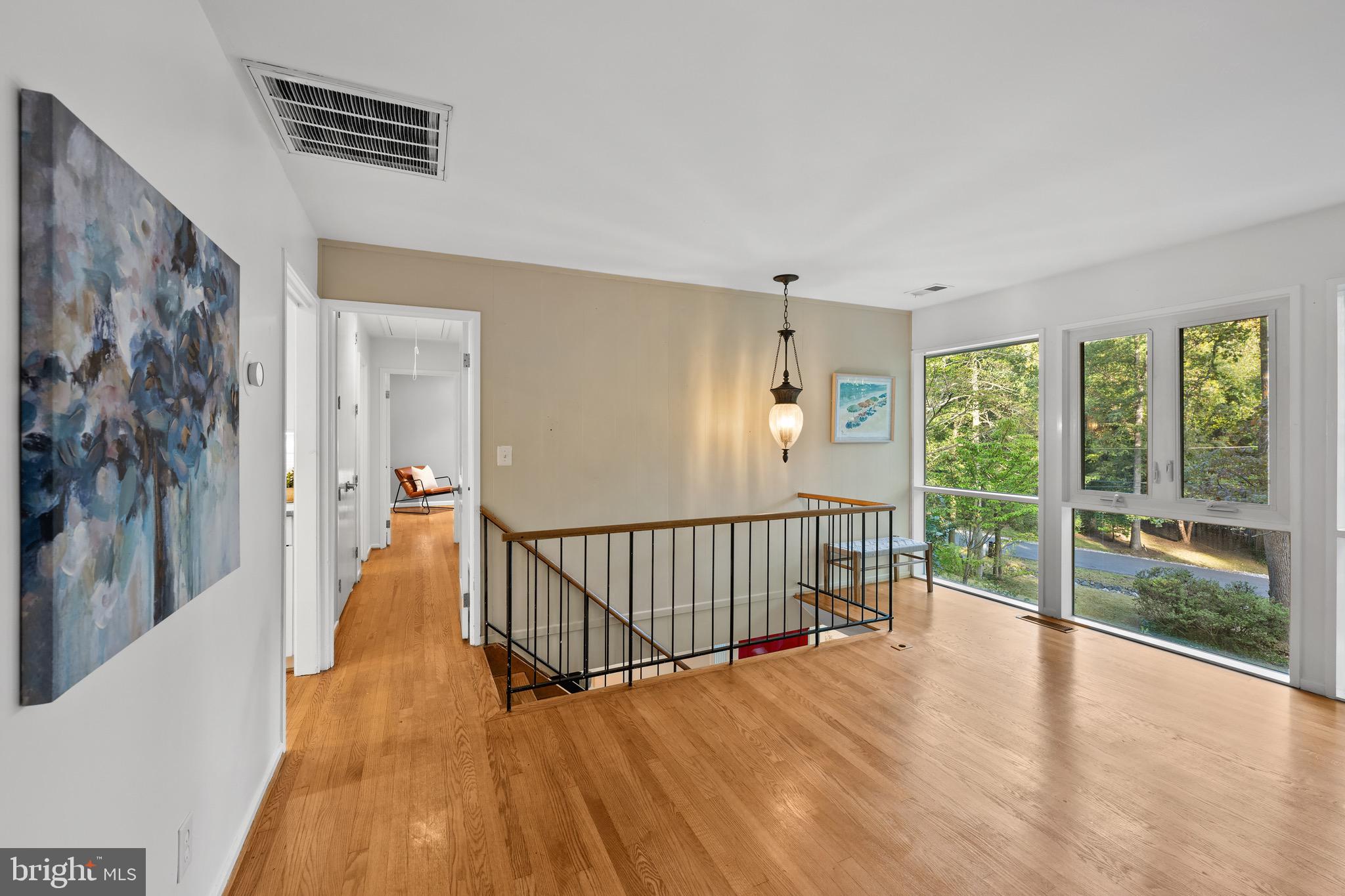 BANNOCKBURN ESTATES - Residential