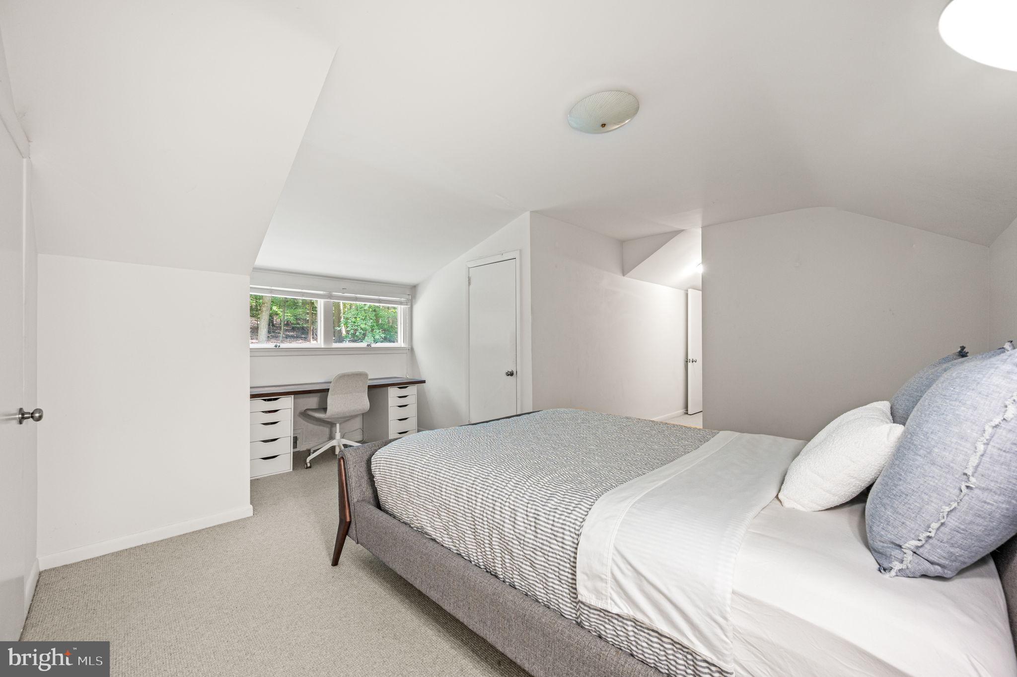 AVONWOOD - Residential
