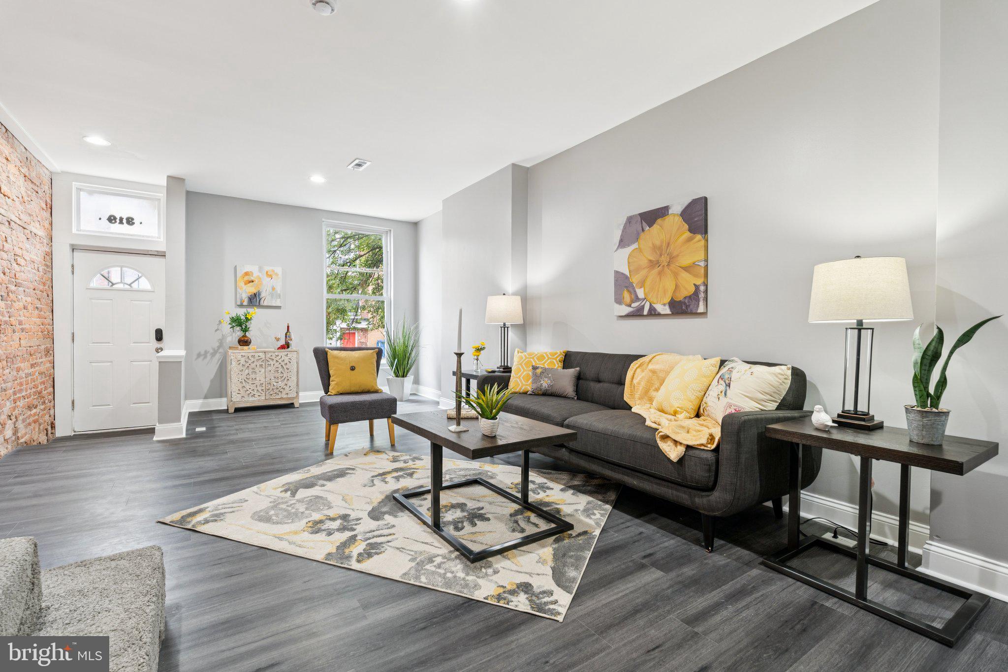 HIGHLANDTOWN - Residential