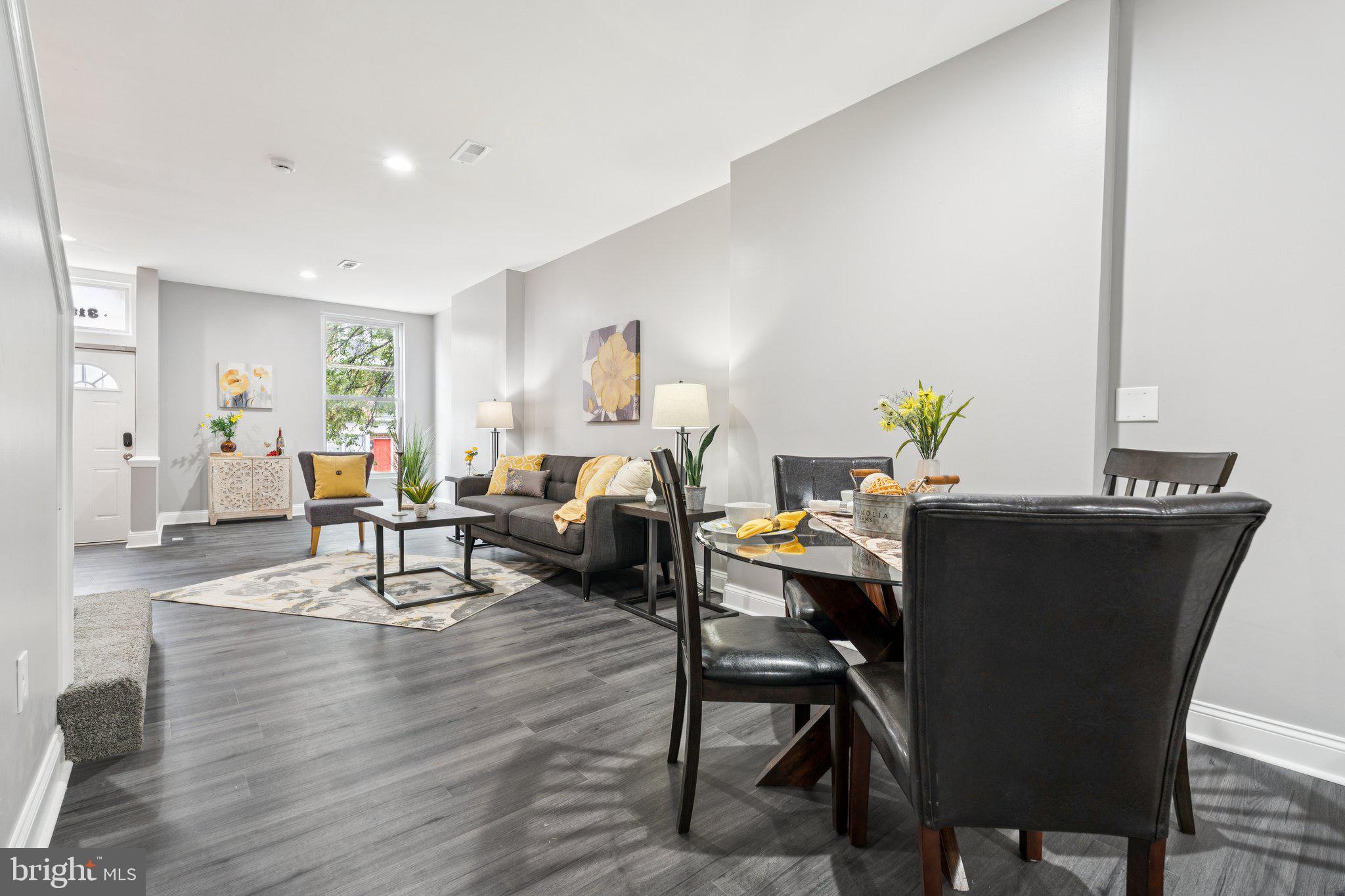 HIGHLANDTOWN - Residential