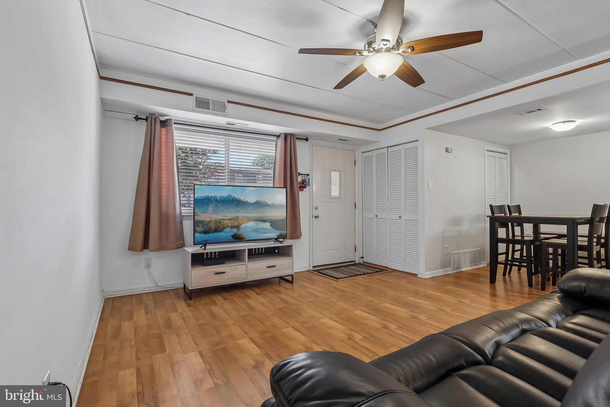 DELAIRE LANDING - Residential
