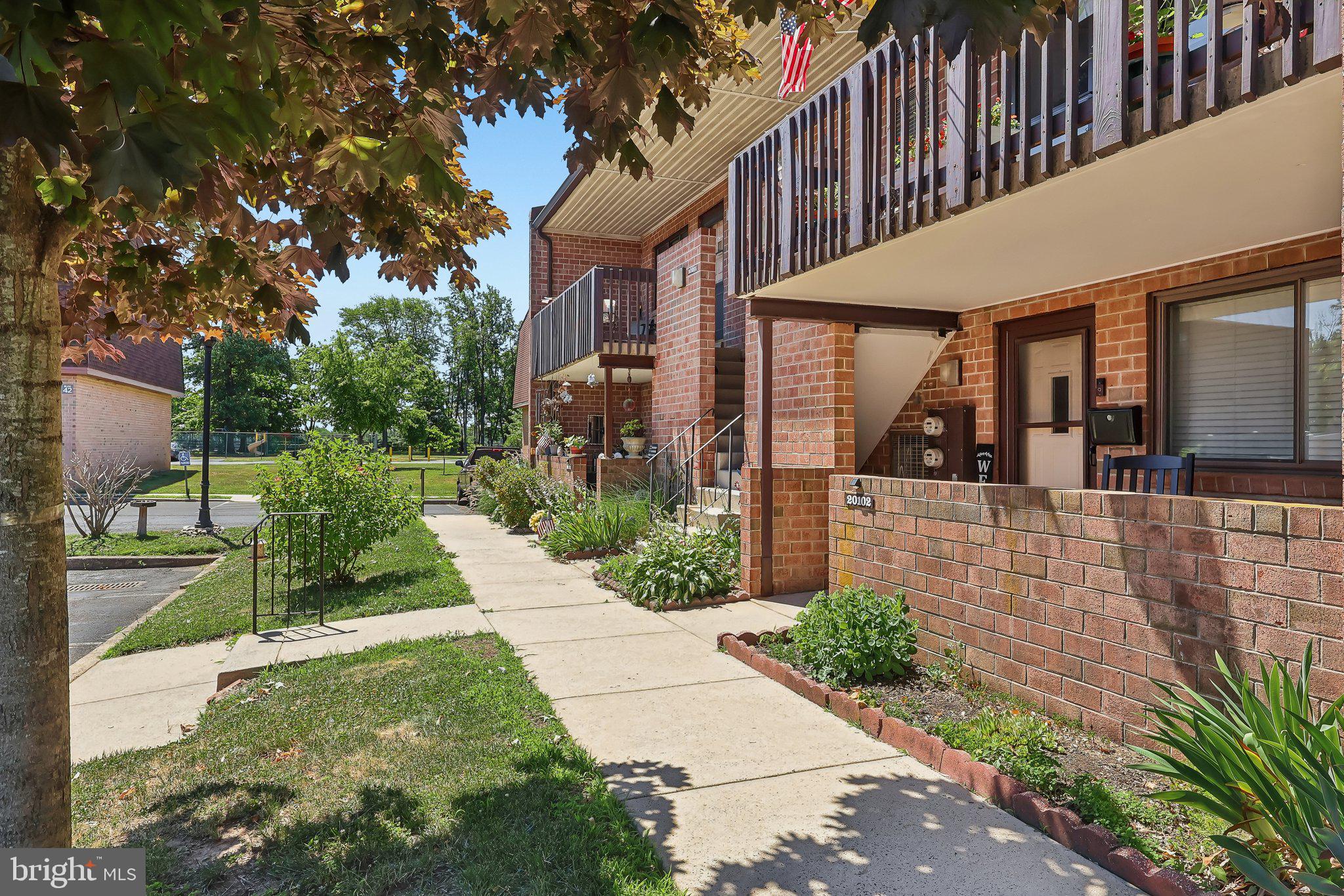 DELAIRE LANDING - Residential
