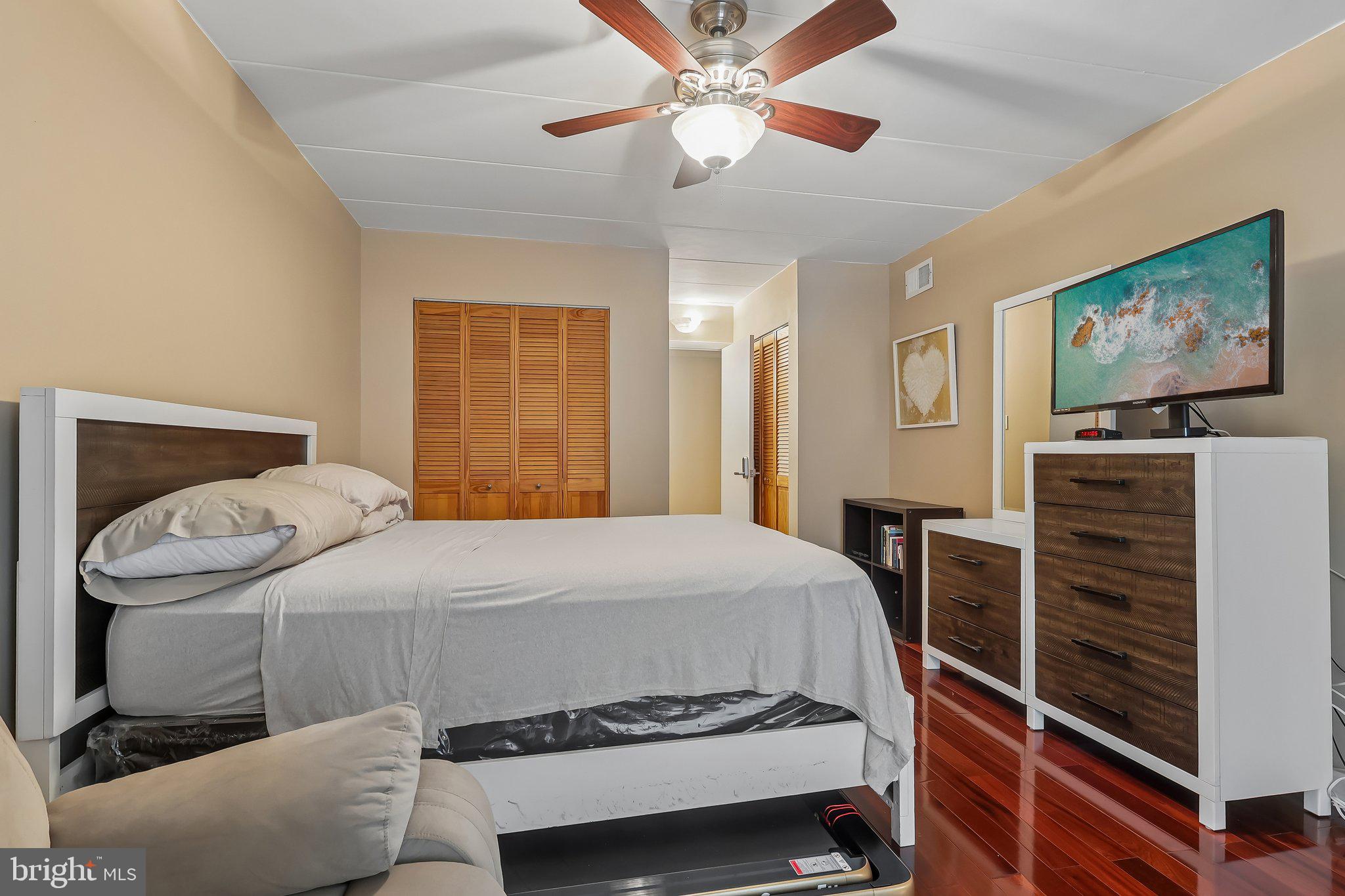 DELAIRE LANDING - Residential