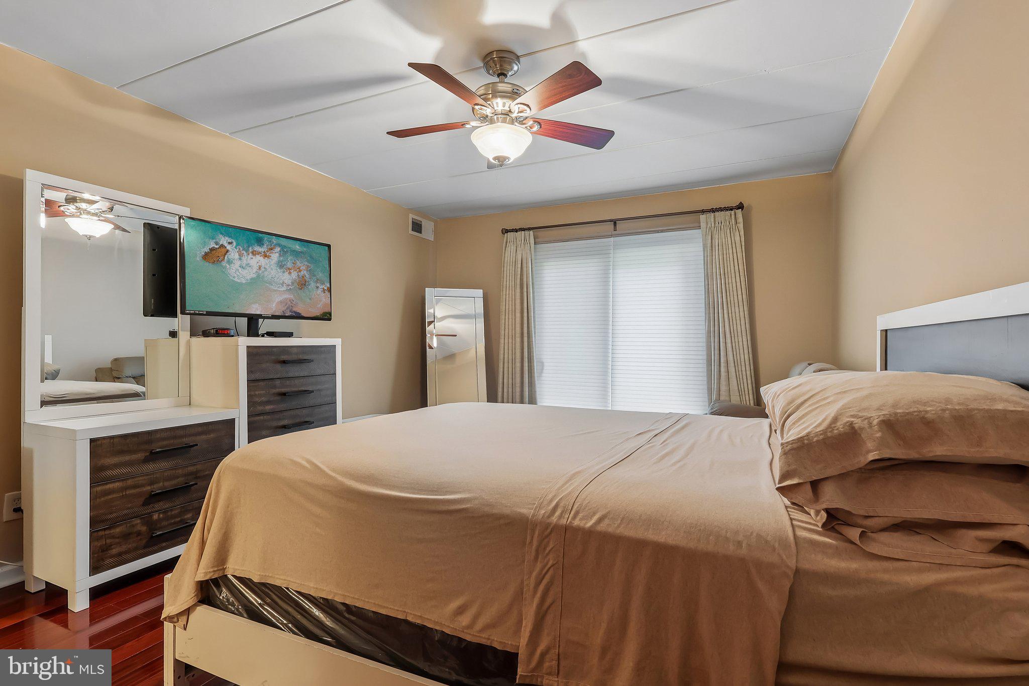 DELAIRE LANDING - Residential