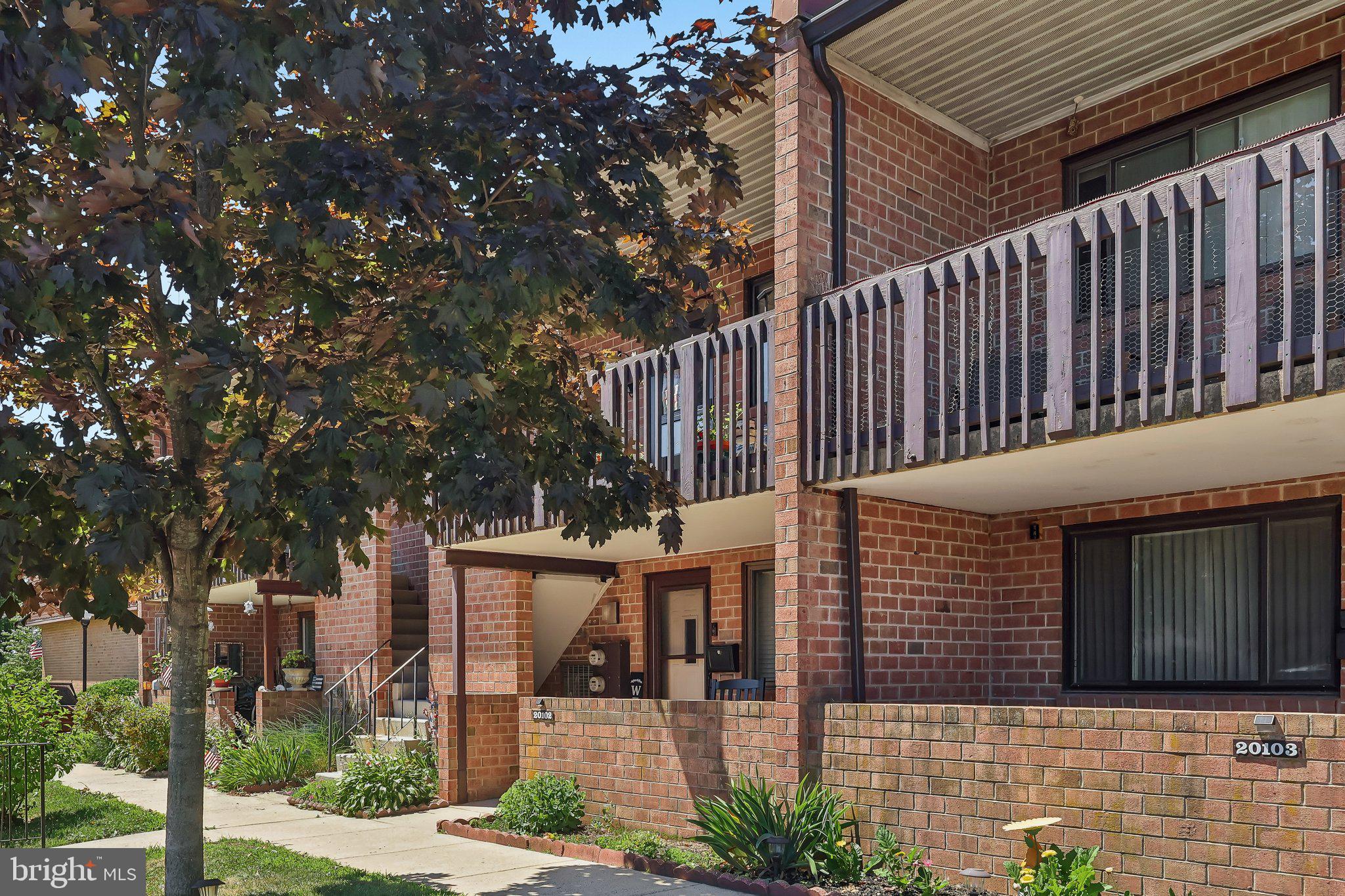 DELAIRE LANDING - Residential