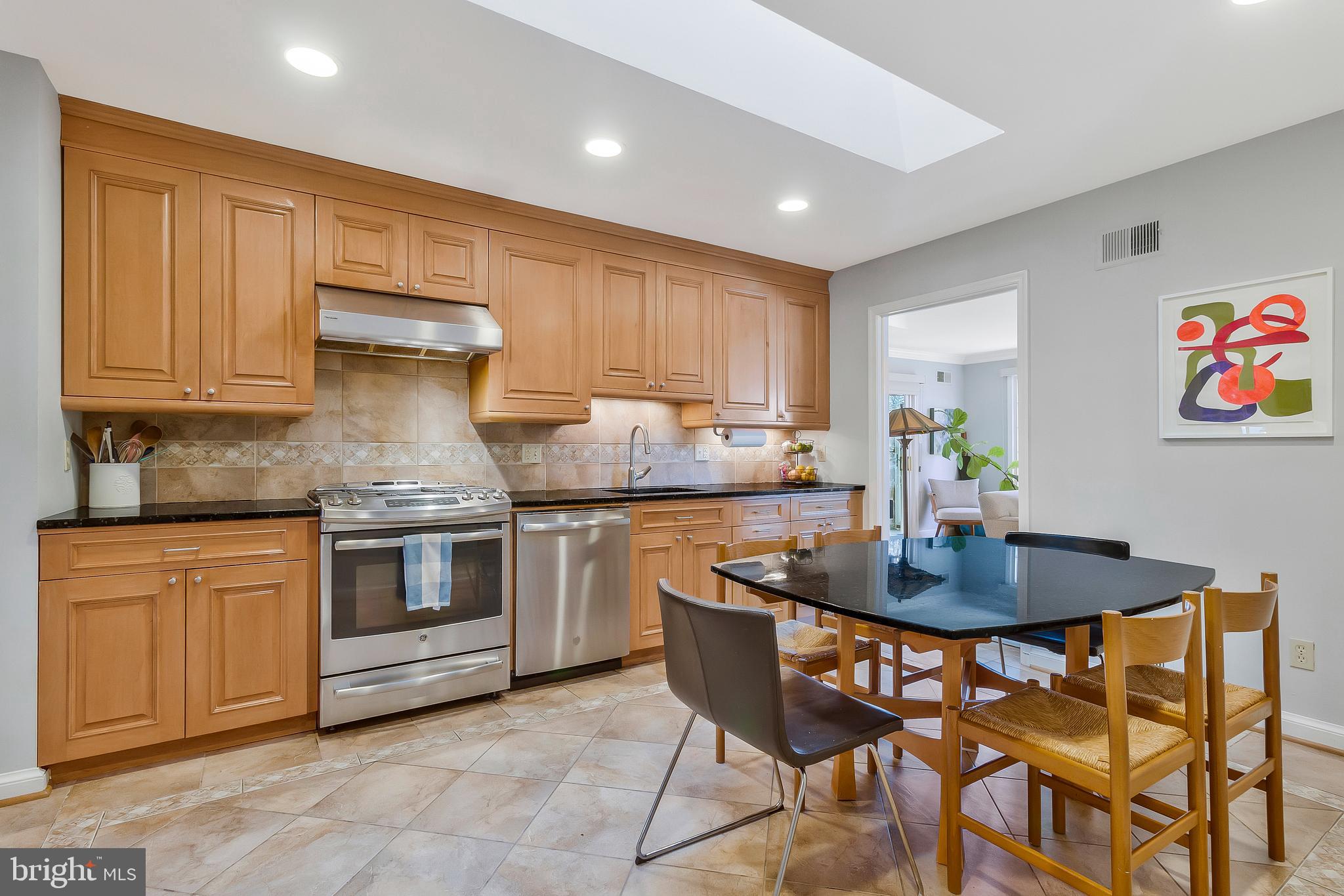 ROLLINGWOOD - Residential