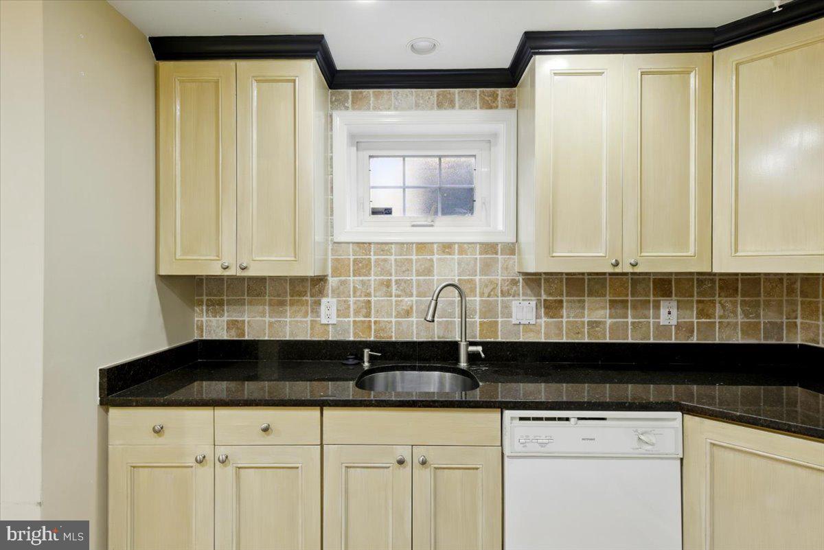 NAUCK - Residential Lease