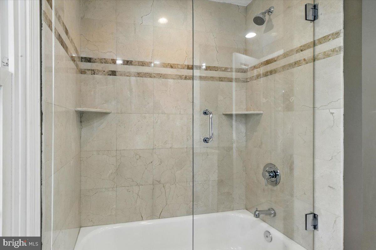 NAUCK - Residential Lease