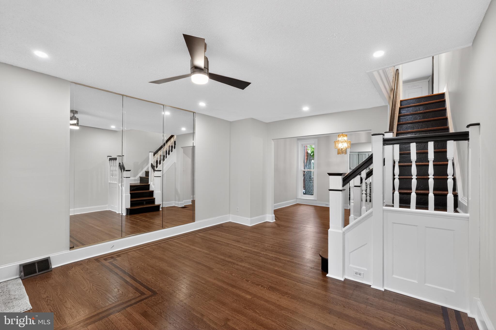 COBBS CREEK - Residential