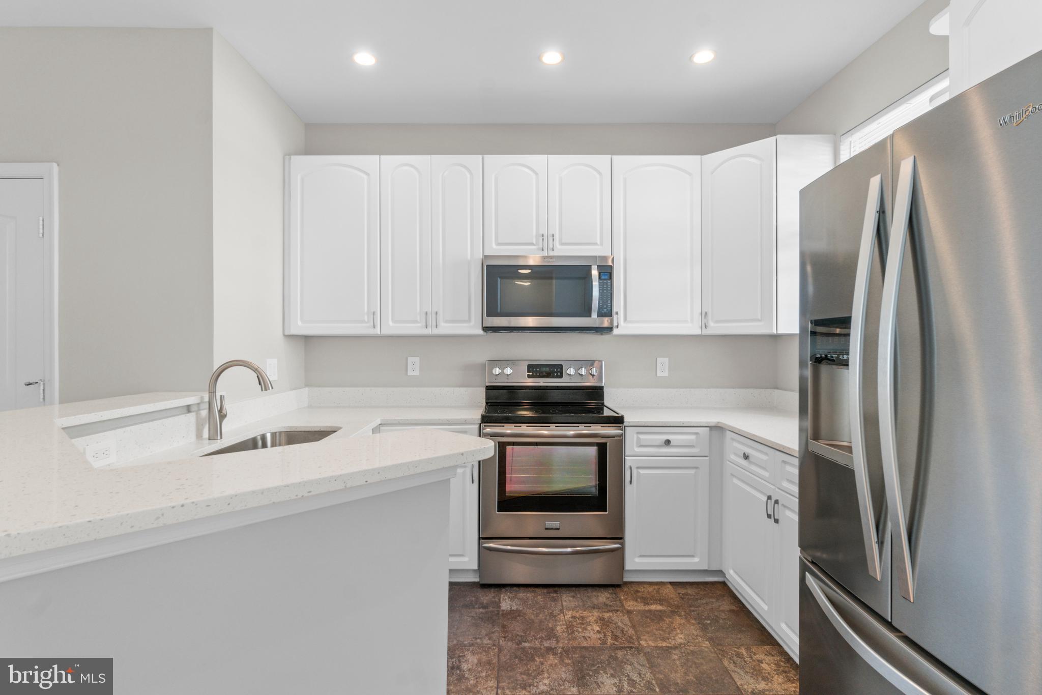HIGH VIEW AT HUNT VALLEY - Residential