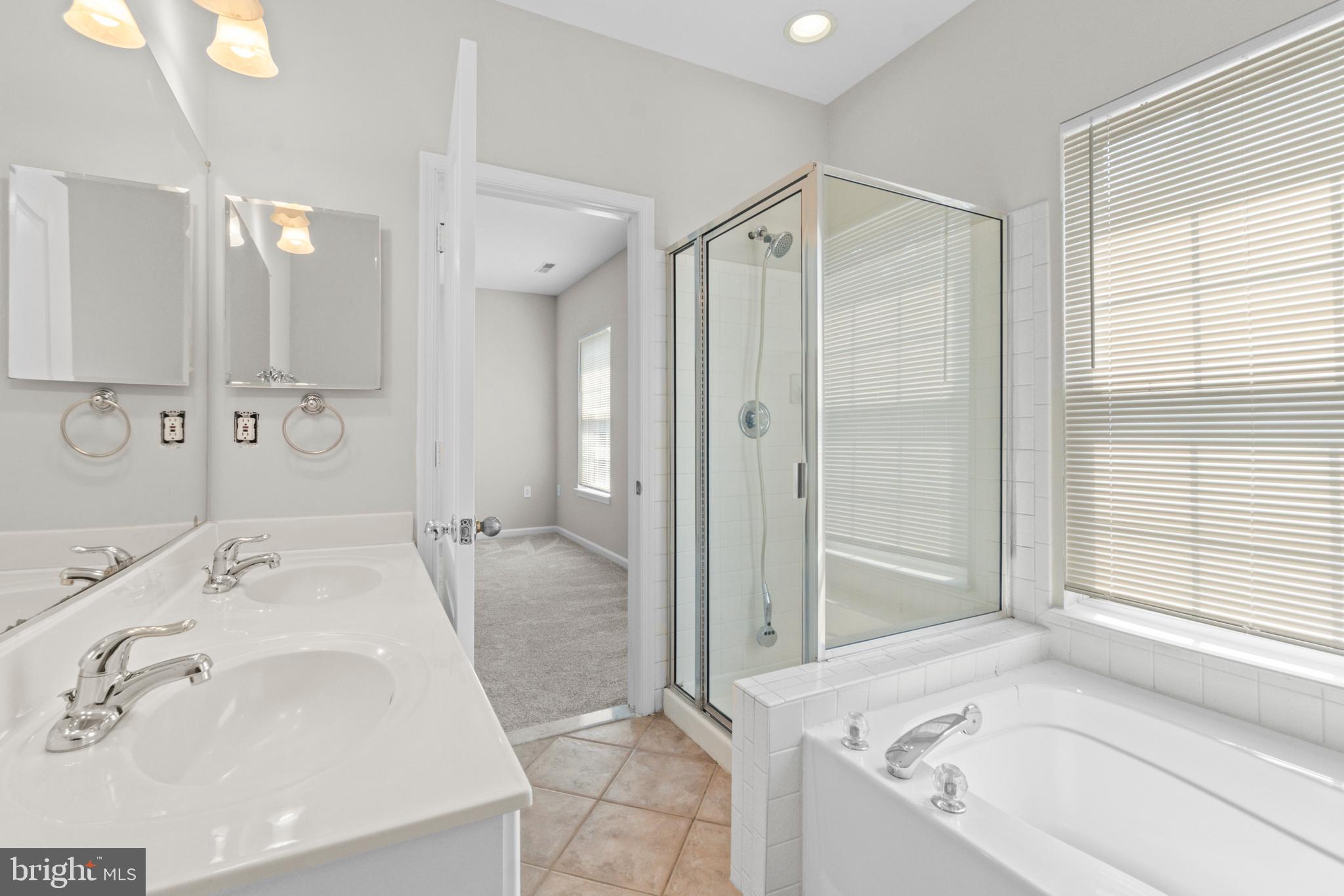 HIGH VIEW AT HUNT VALLEY - Residential