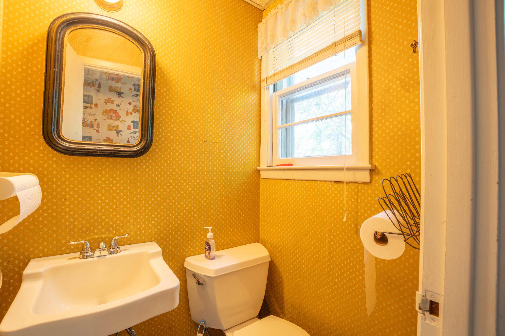 HILLWOOD TERR - Residential