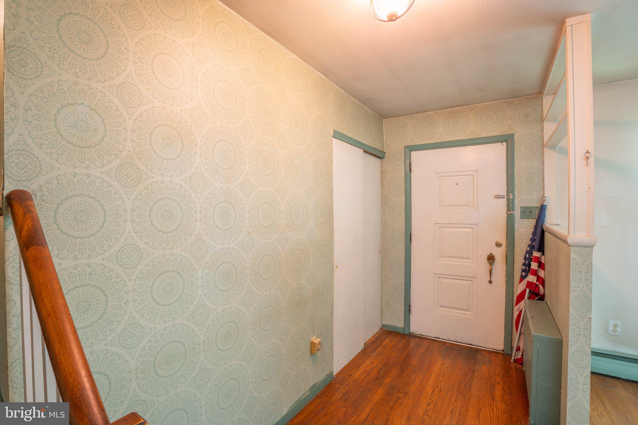 HILLWOOD TERR - Residential