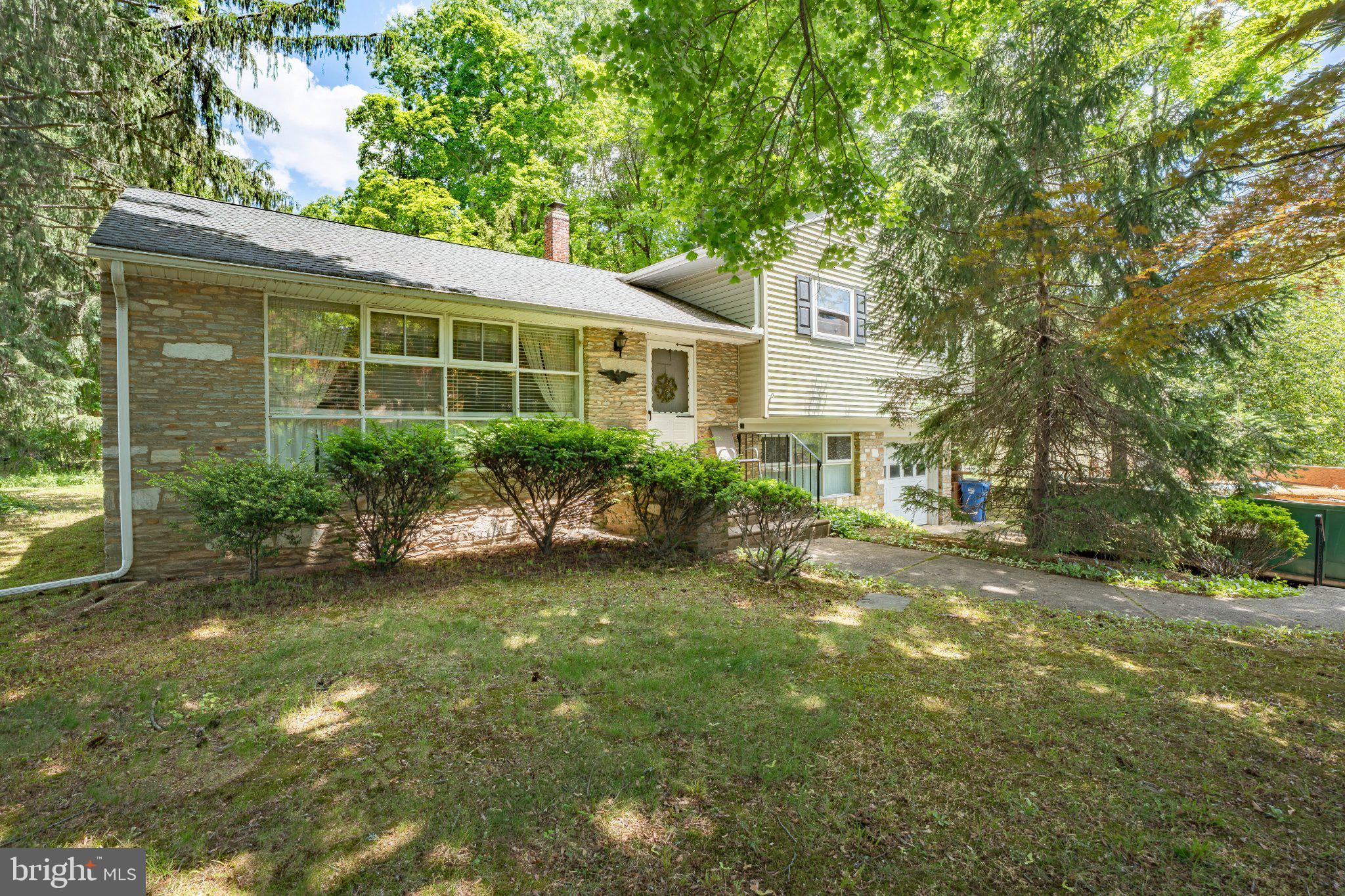 HILLWOOD TERR - Residential