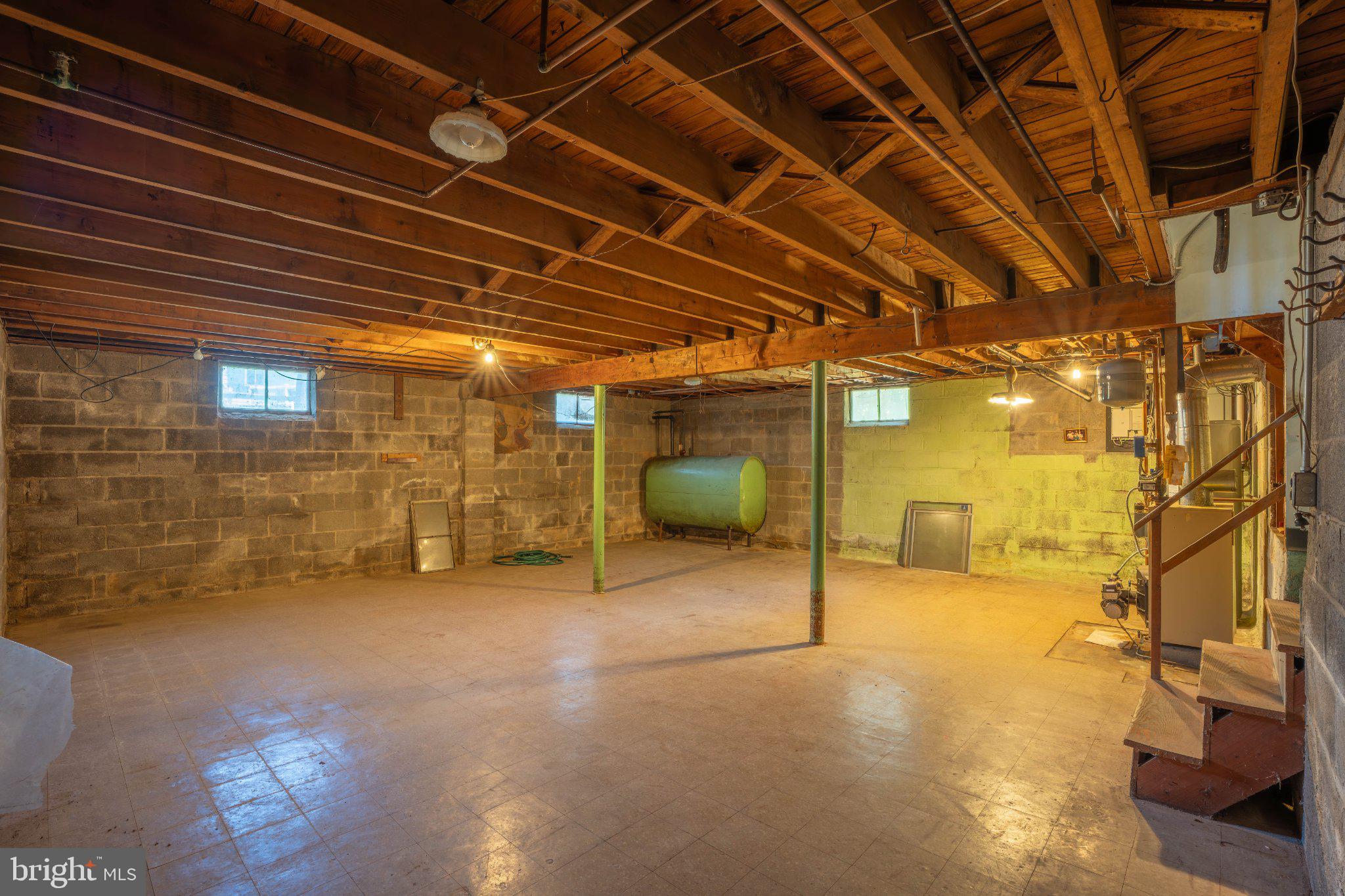 HILLWOOD TERR - Residential