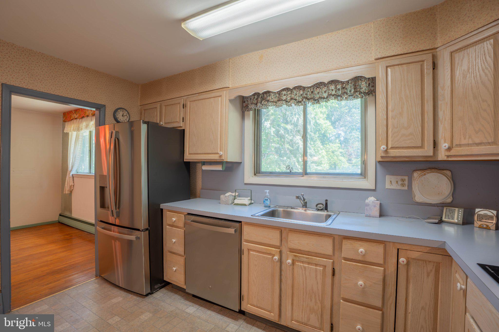 HILLWOOD TERR - Residential