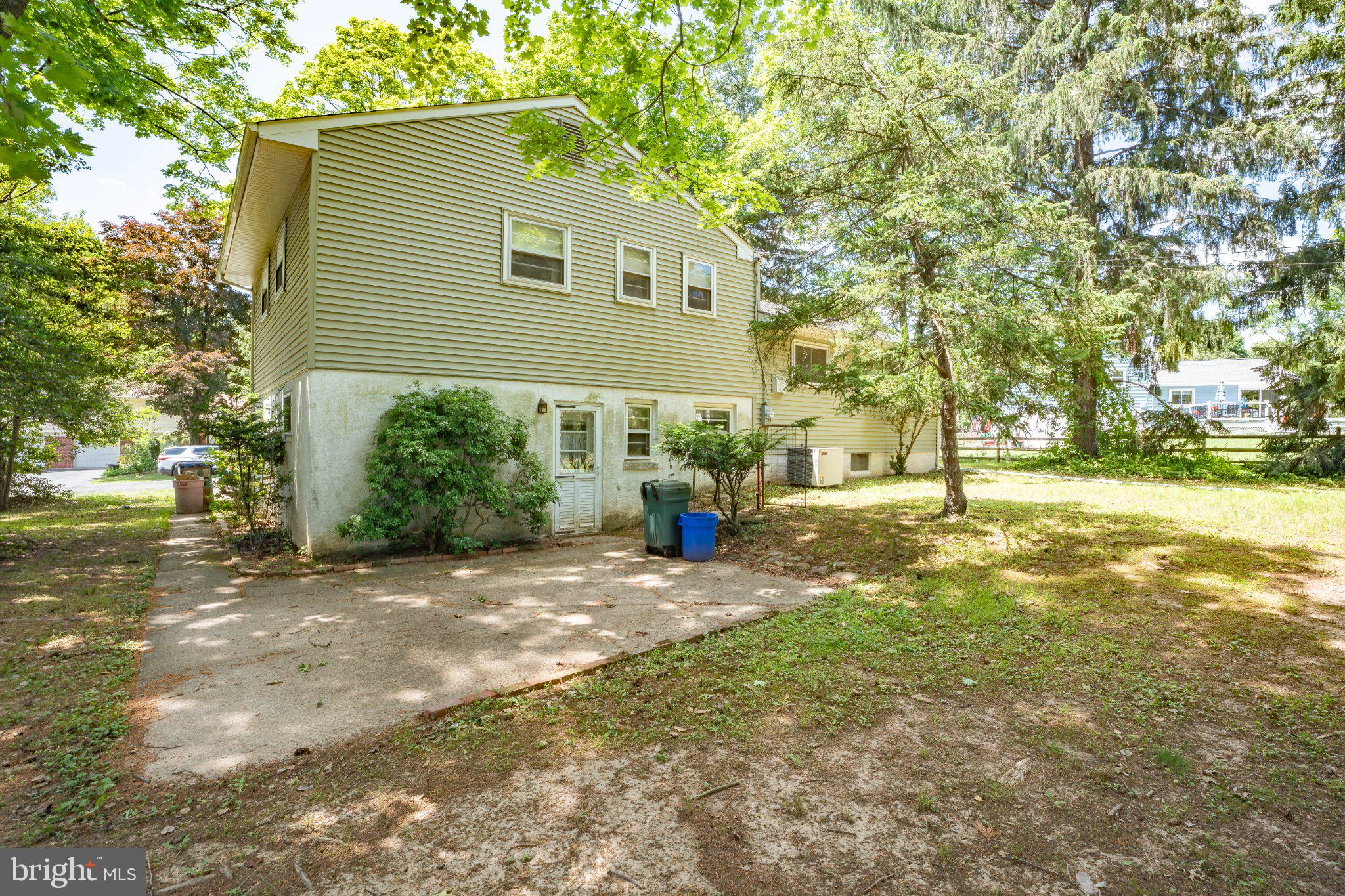 HILLWOOD TERR - Residential