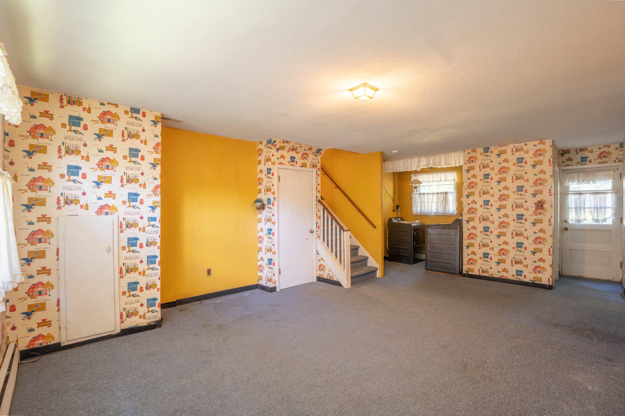 HILLWOOD TERR - Residential