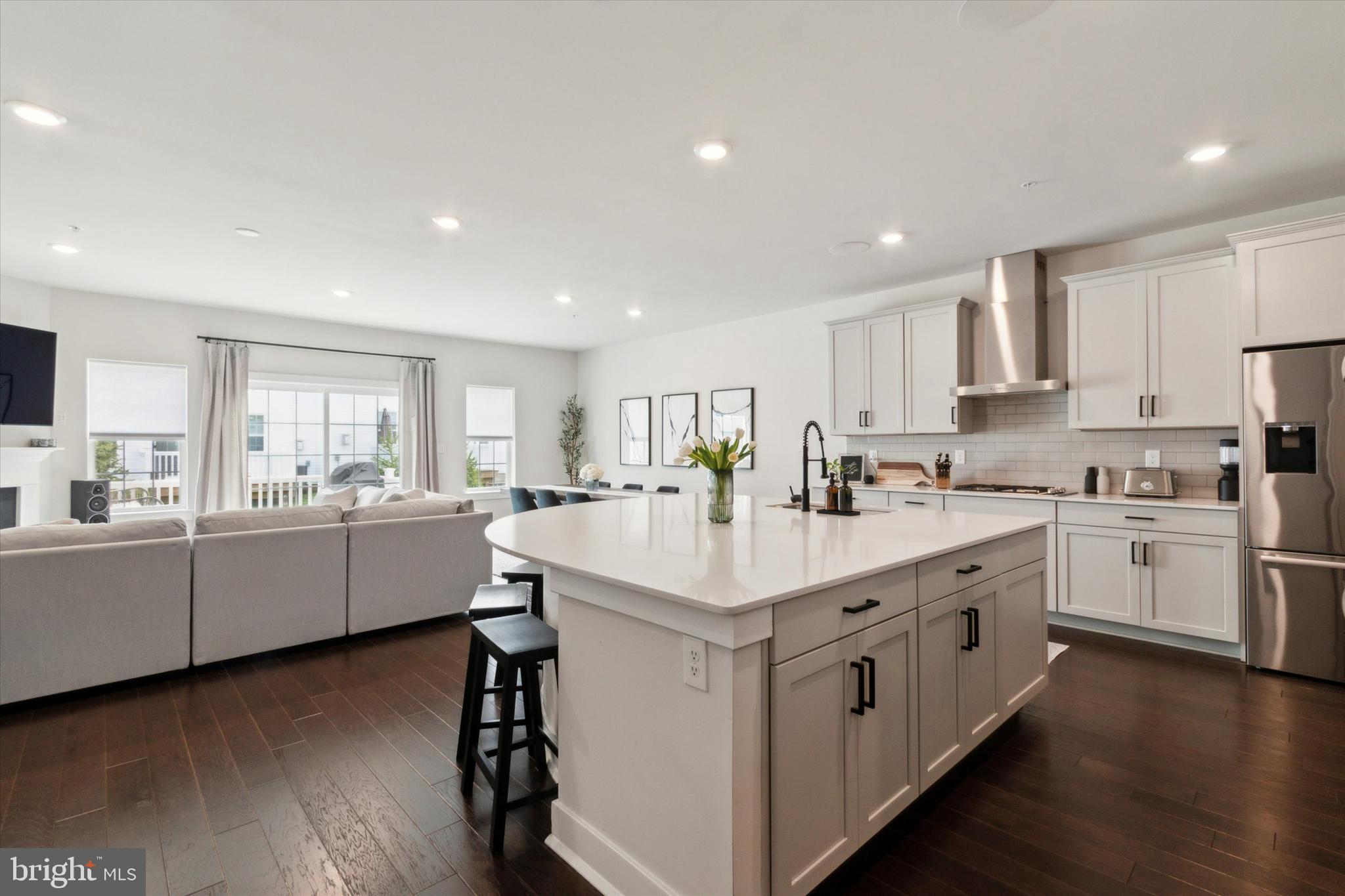 LOCHIEL FARM - Residential Lease
