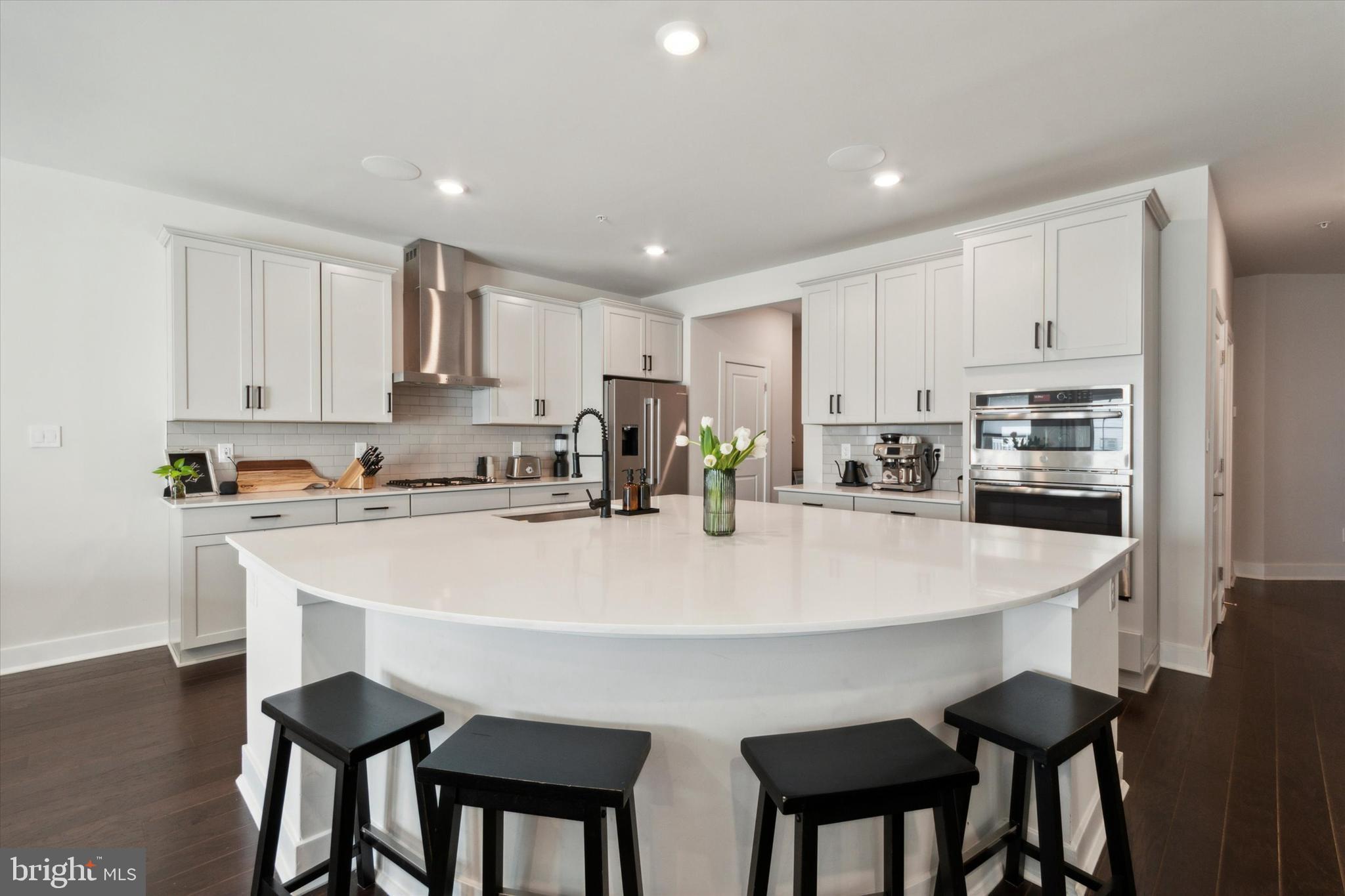 LOCHIEL FARM - Residential Lease