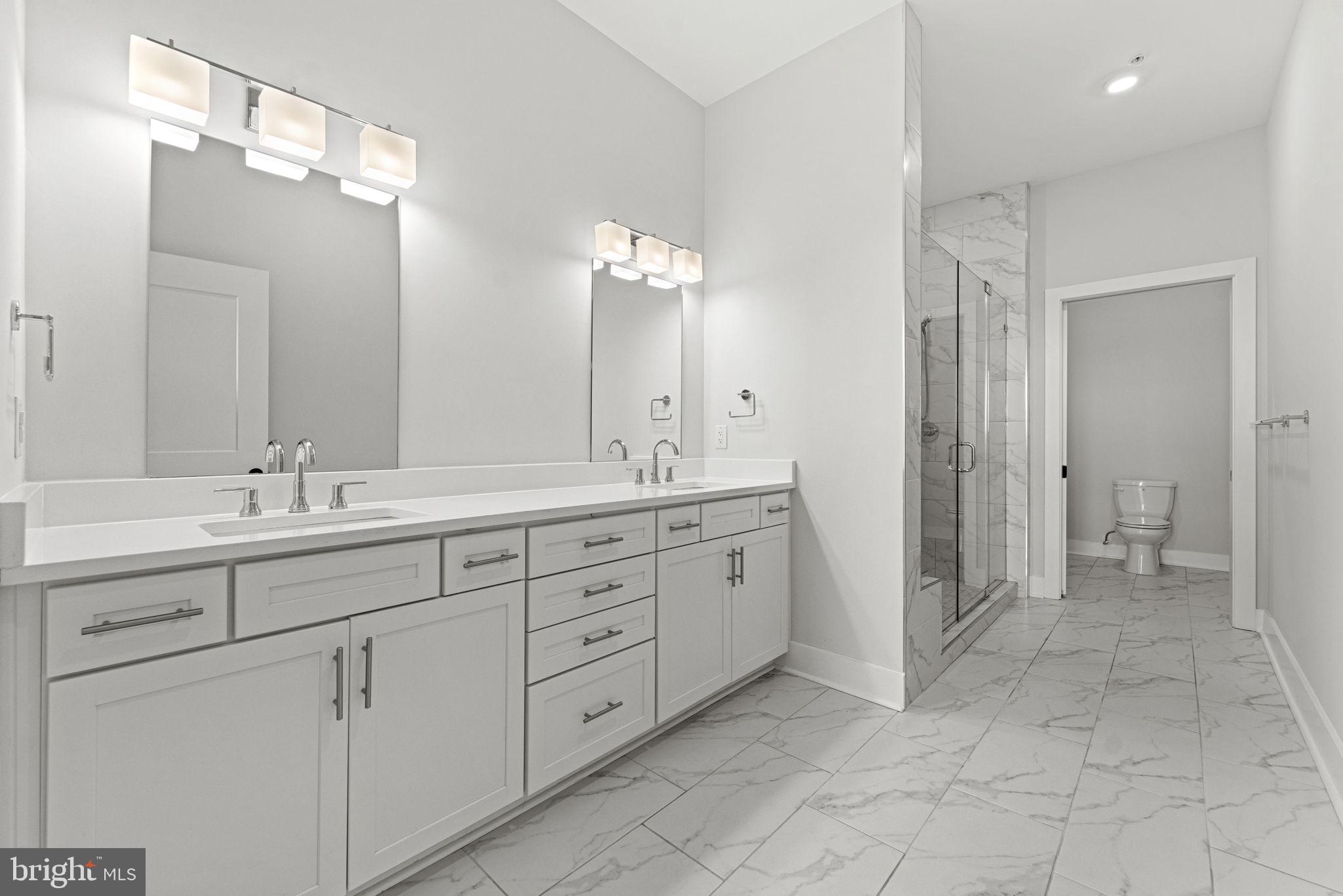 ONE LOUDOUN - Residential